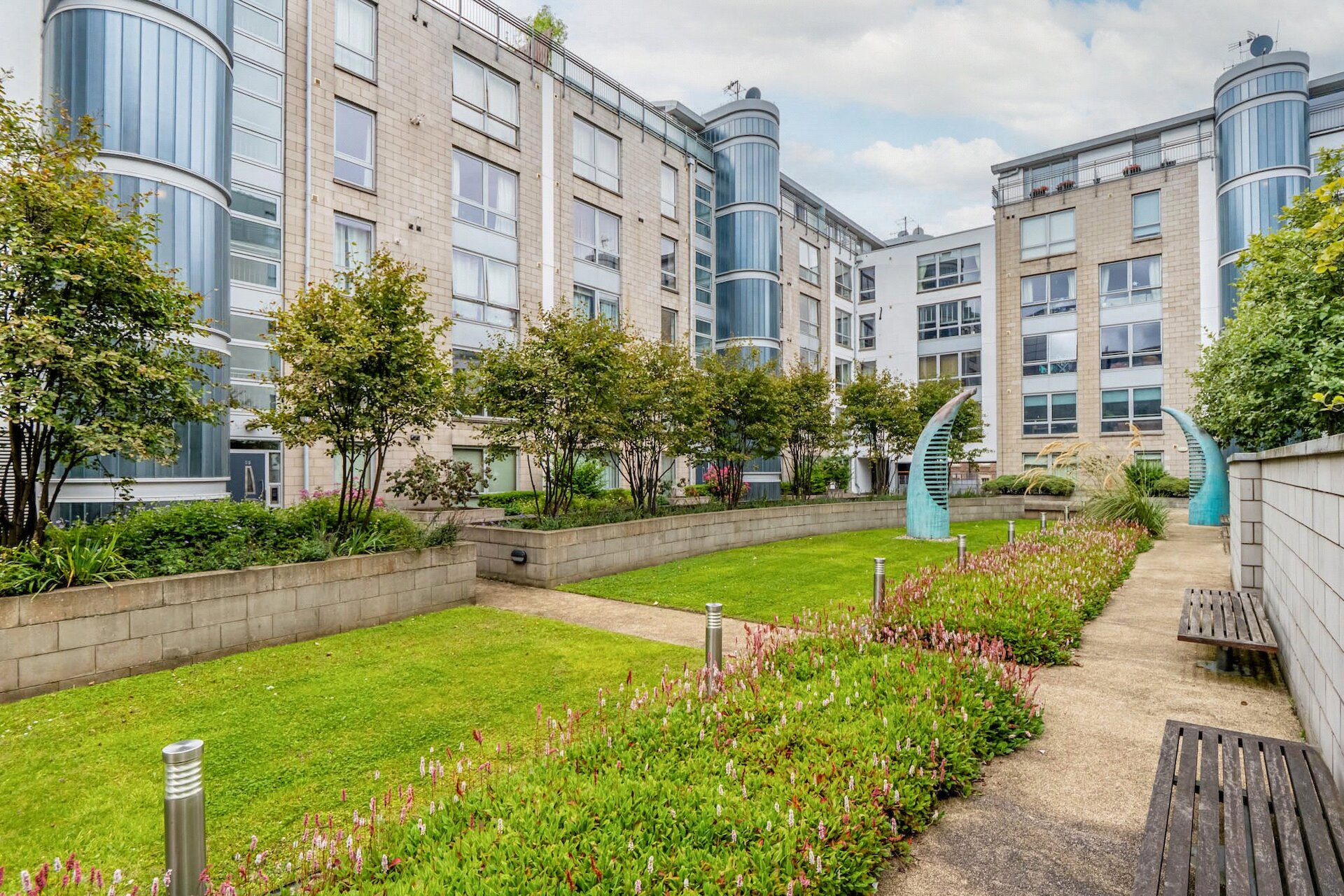 39/4 Gardner's Crescent, Edinburgh, EH3 8DG - Picture #1