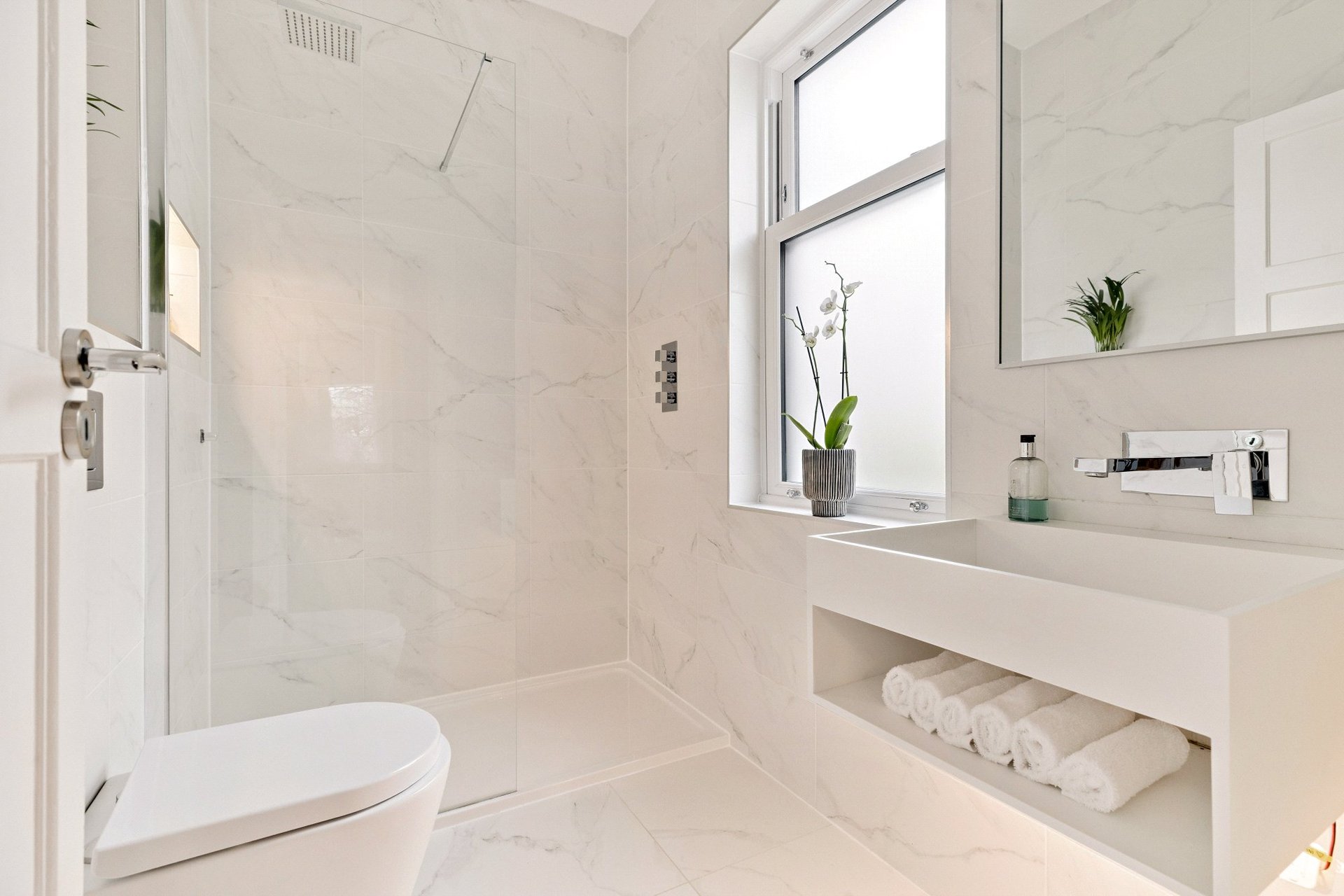 59 Ayr Road, Giffnock, Glasgow, G46 6SR - Picture #40