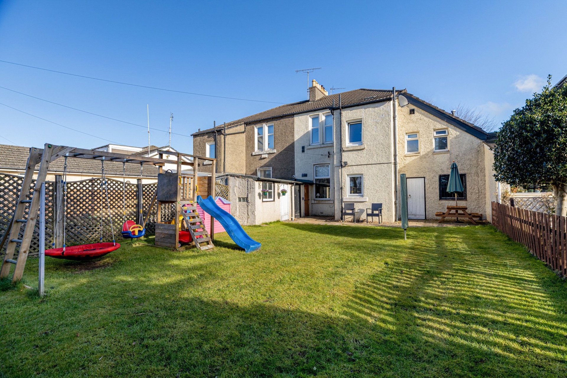 6 Millbrae Crescent, Clydebank, G81 1EH - Picture #2