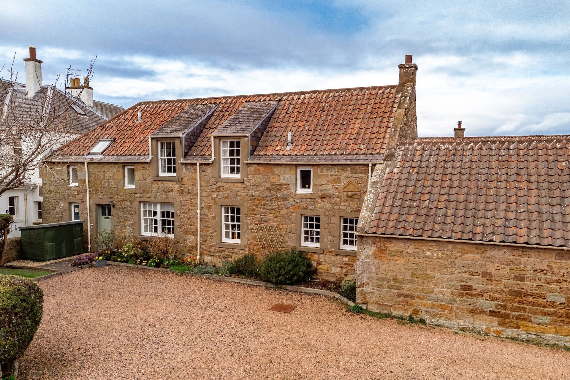 Smiddy Burn Cottage, 8 Kildinny Yards, Kingsbarns, St. Andrews, KY16 8TD - Picture #1