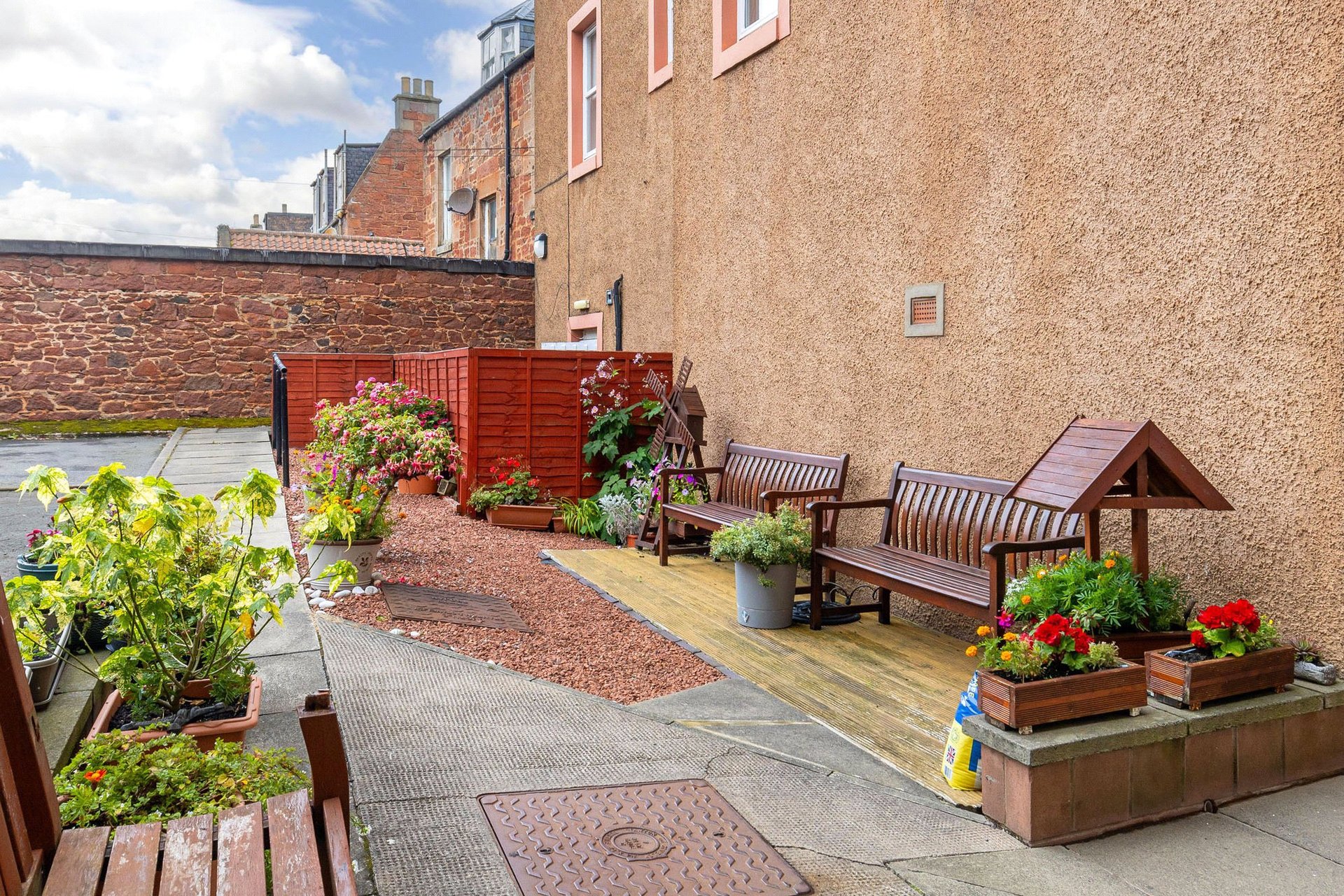 Tigh Mhor, 85/2 High Street, North Berwick, East Lothian, EH39 4HD - Picture #12