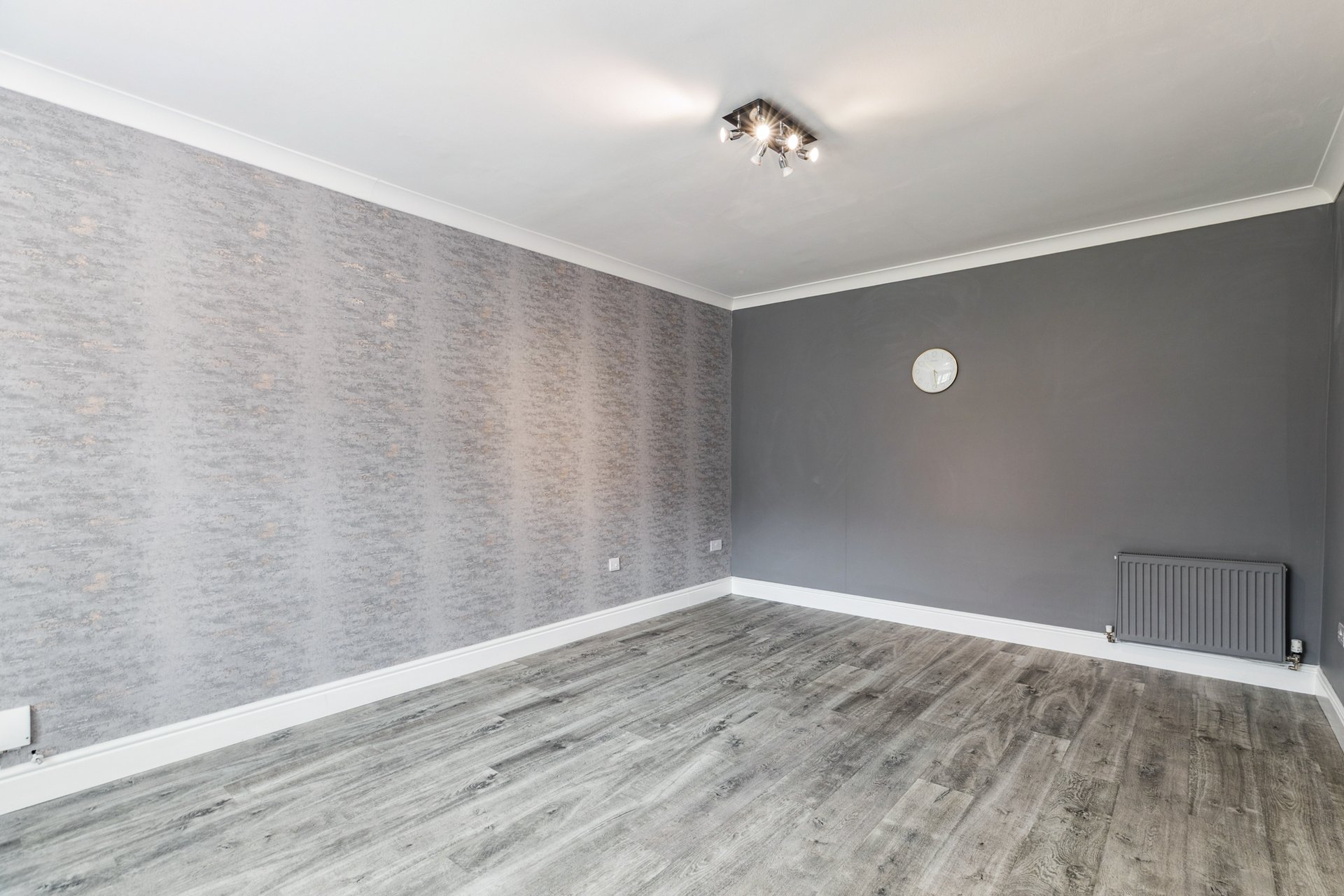 28 Deaconsbrook Road, Thornliebank, G46 7UX - Picture #4