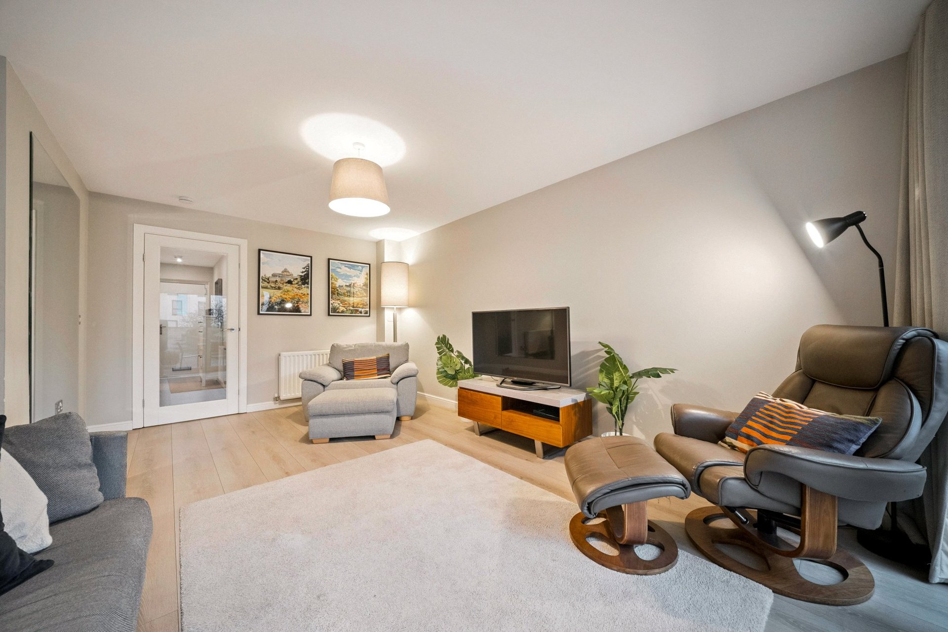 28 Kimmerghame Place, Edinburgh, EH4 2GE - Picture #6