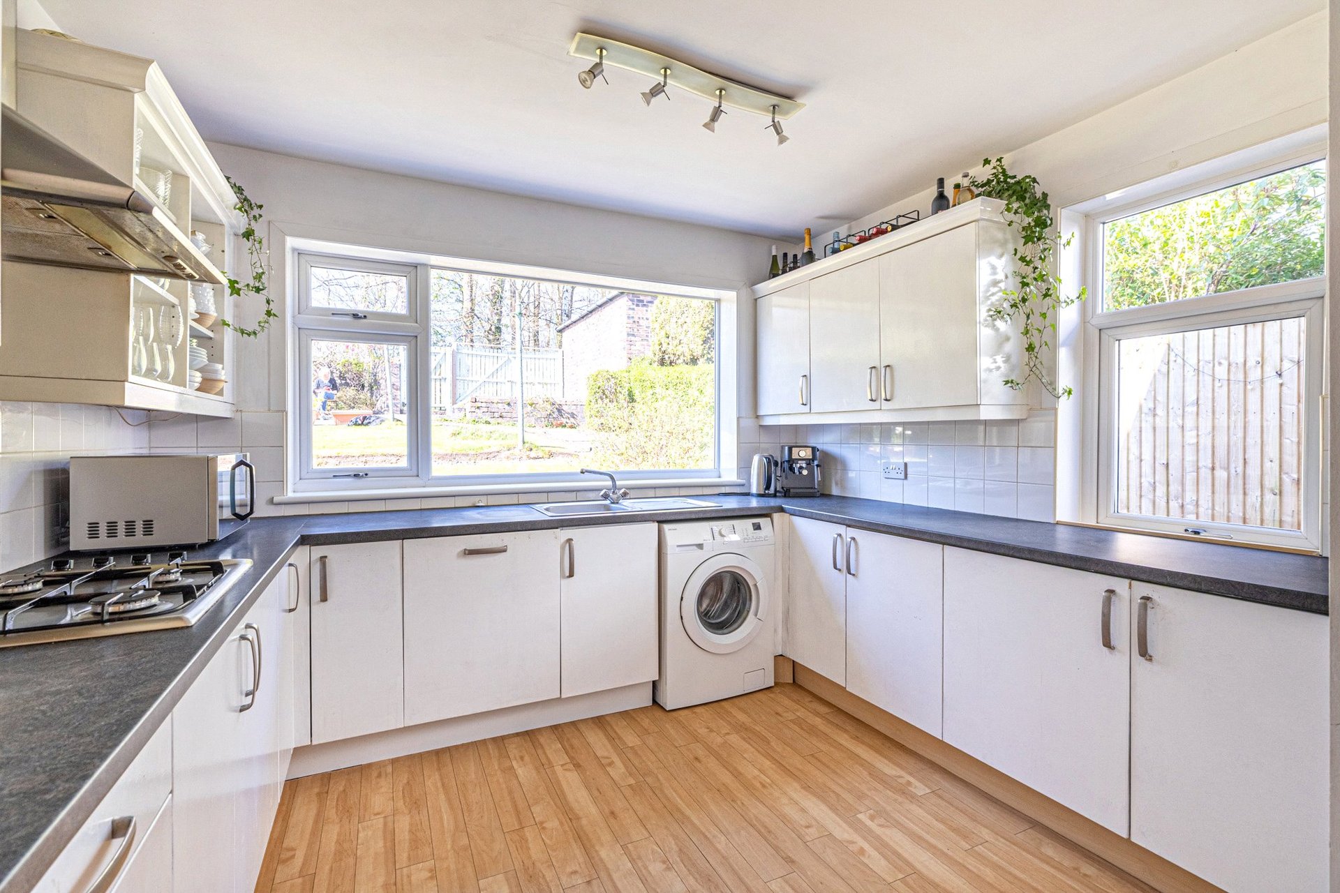 650 Clarkston Road, Netherlee, Glasgow, G44 3YS - Picture #9