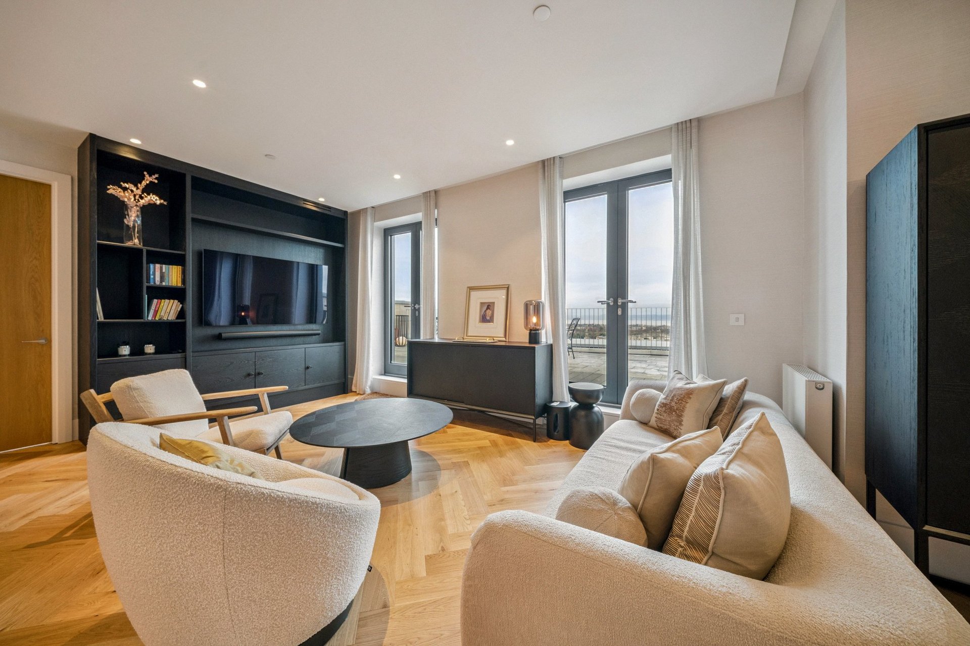 Flat 26 (Pavilion B), 3 Elder Street, Edinburgh, EH1 3BP - Picture #2