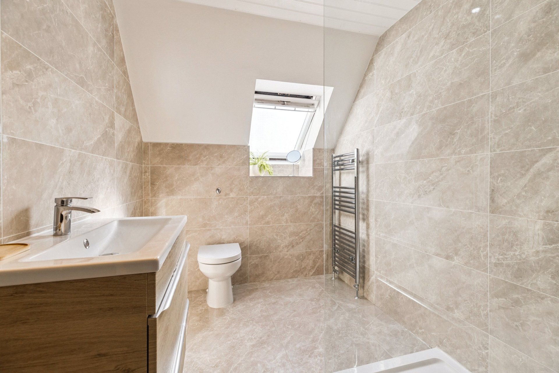 4 Cameron Crescent, Carmunnock, Clarkston, Glasgow, G76 9DX - Picture #19