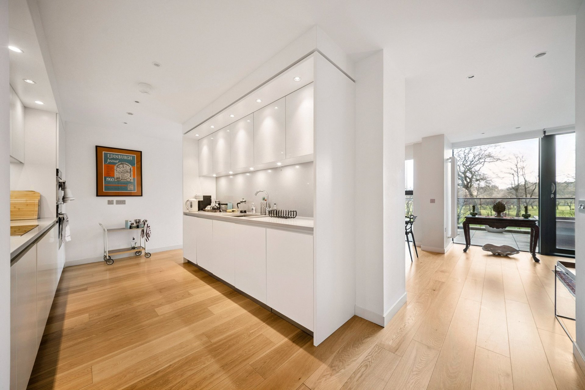 Flat 2, 8 Simpson Loan, Edinburgh, Midlothian, EH3 9GS - Picture #6