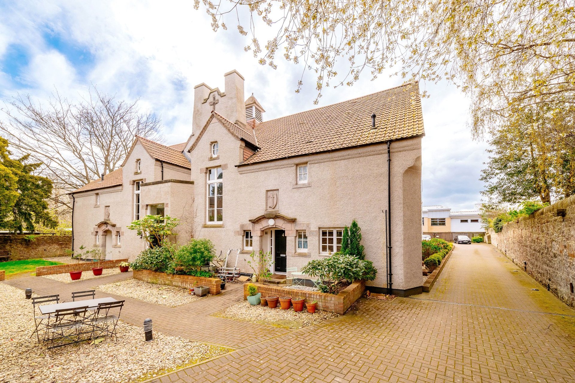 3/2 Falcon Lane, Morningside, Edinburgh, EH10 4EH - Picture #2