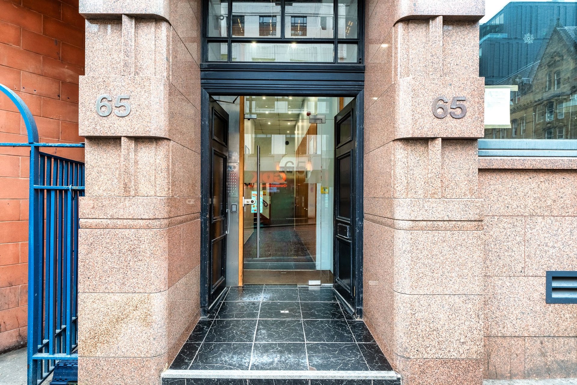 4/2, 65 Renfield Street, Glasgow, Glasgow City, G2 1LF - Picture #2