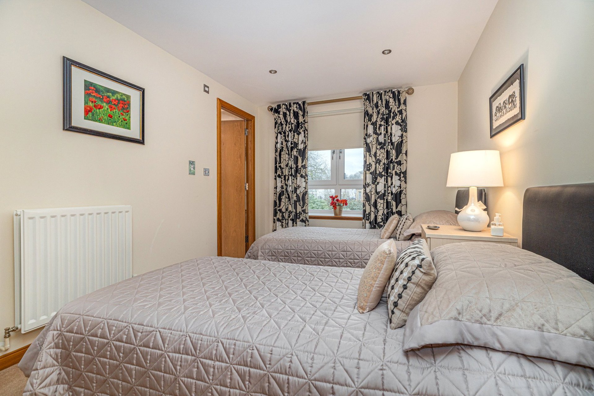 17 Thorn Heights, Bearsden, G61 4AZ - Picture #22