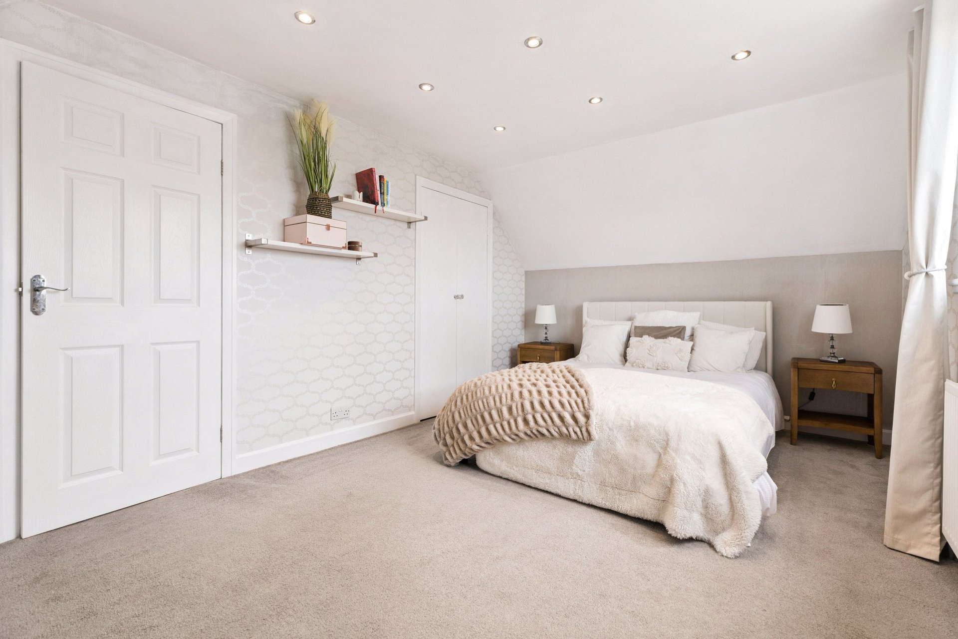 8 Castle Gate, Newton Mearns, Glasgow, G77 5LJ - Picture #25