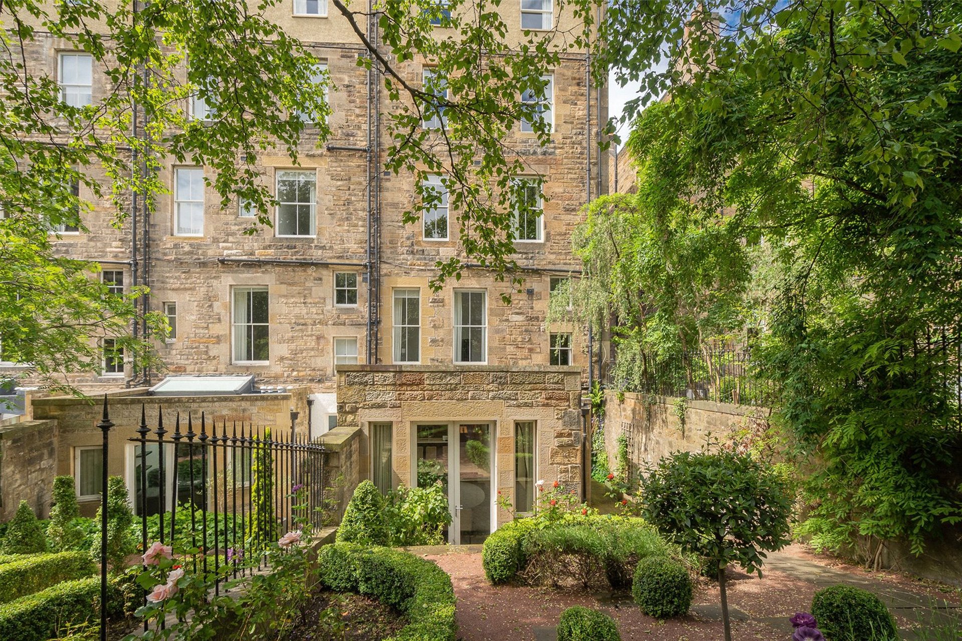 7a Rothesay Place, Edinburgh, EH3 7SL - Picture #27