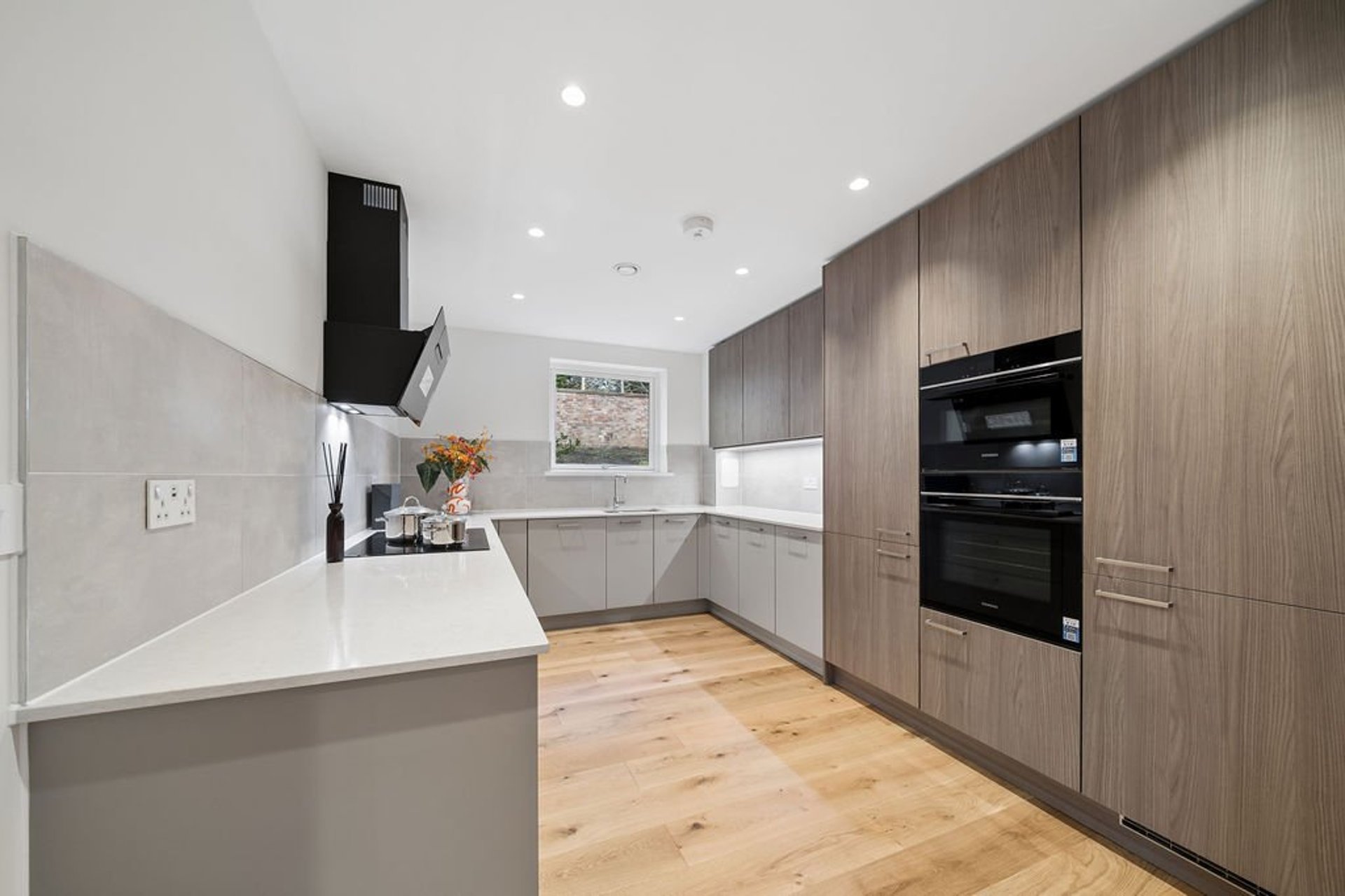 Apt 2, No.9 Barnton Avenue West, Edinburgh, EH4 6DF - Picture #7