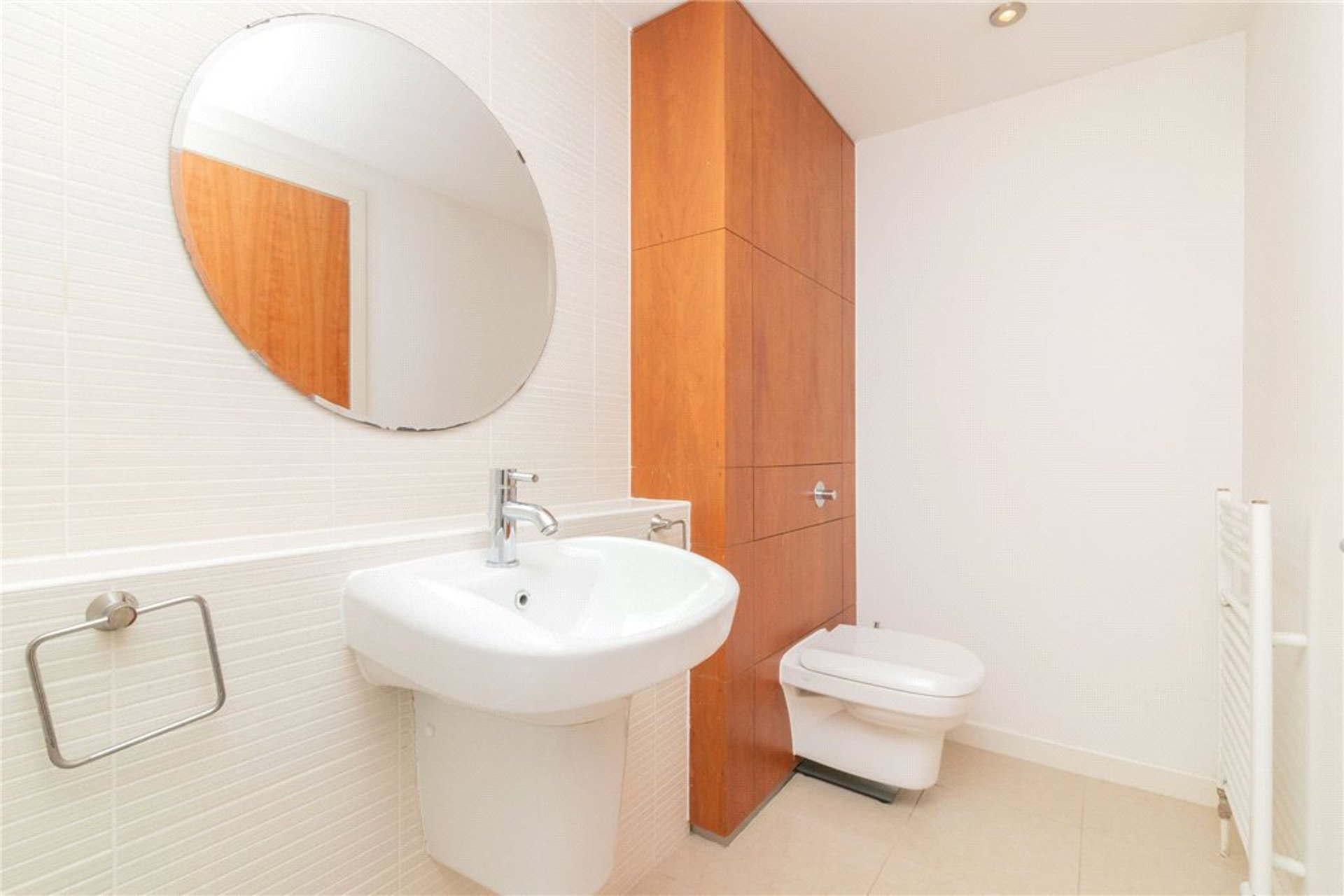 8/3, 1 Meadowside Quay Square, Glasgow, G11 6BS - Picture #15