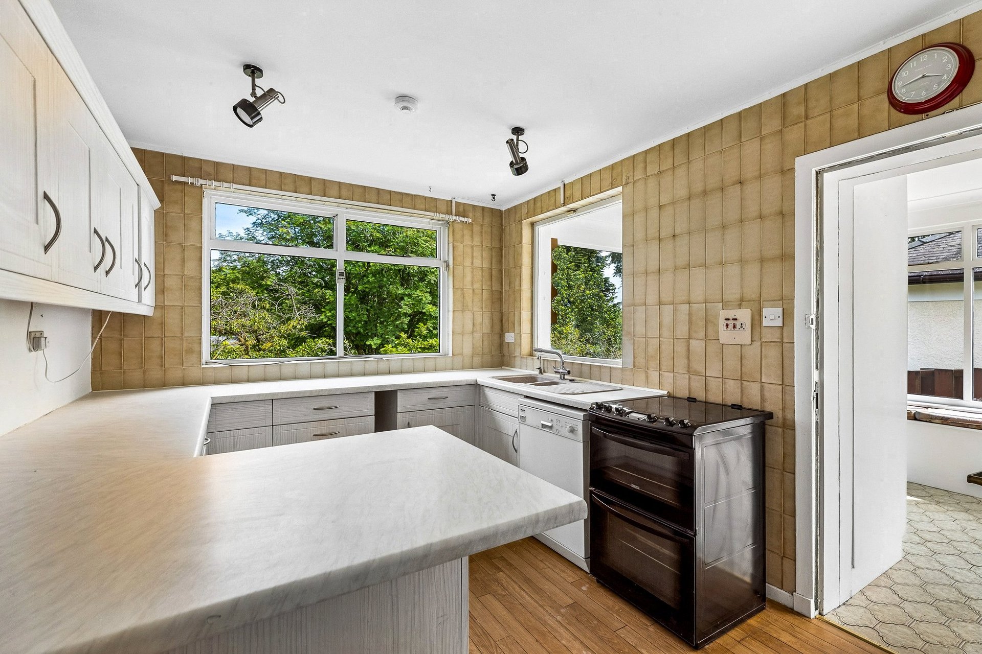 6 Craigmillar Avenue, Milngavie, G62 8AU - Picture #12