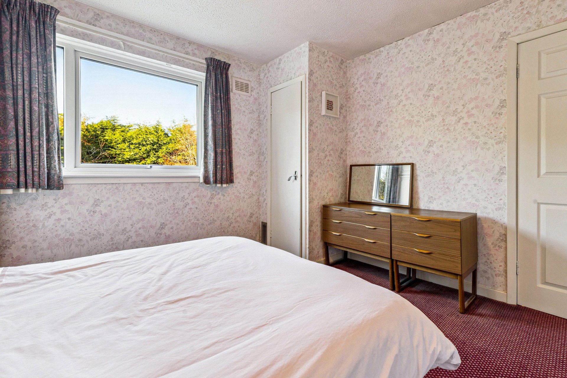 44 Cunningham Drive, Giffnock, Glasgow, East Renfrewshire, G46 6ER - Picture #16