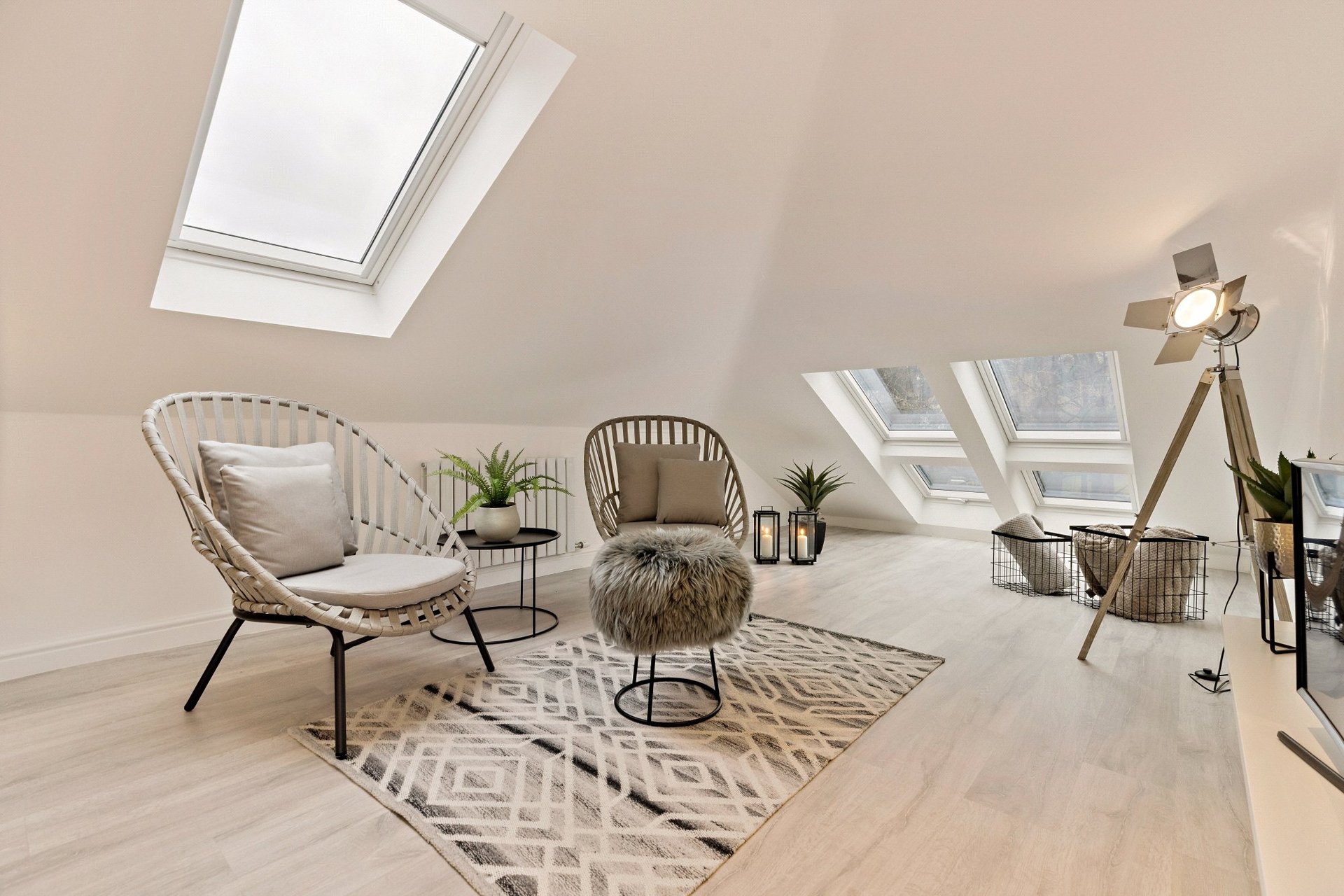 59 Ayr Road, Giffnock, Glasgow, G46 6SR - Picture #54