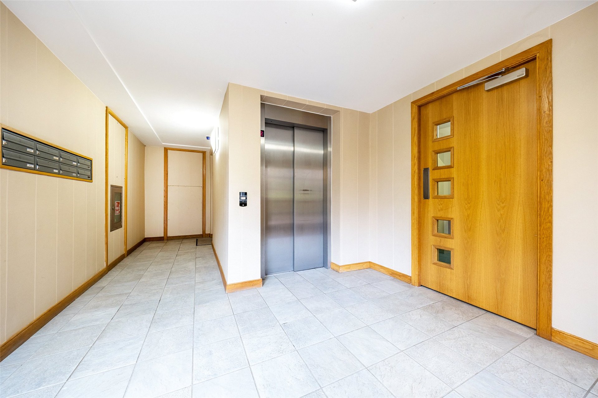 8 Thorn Heights, Bearsden, G61 4AZ - Picture #25