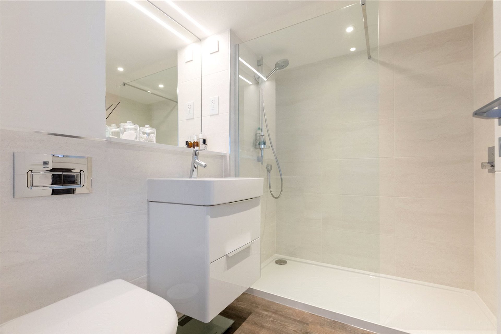 Flat 38, 26 Viewforth, Edinburgh, EH10 4FF - Picture #18