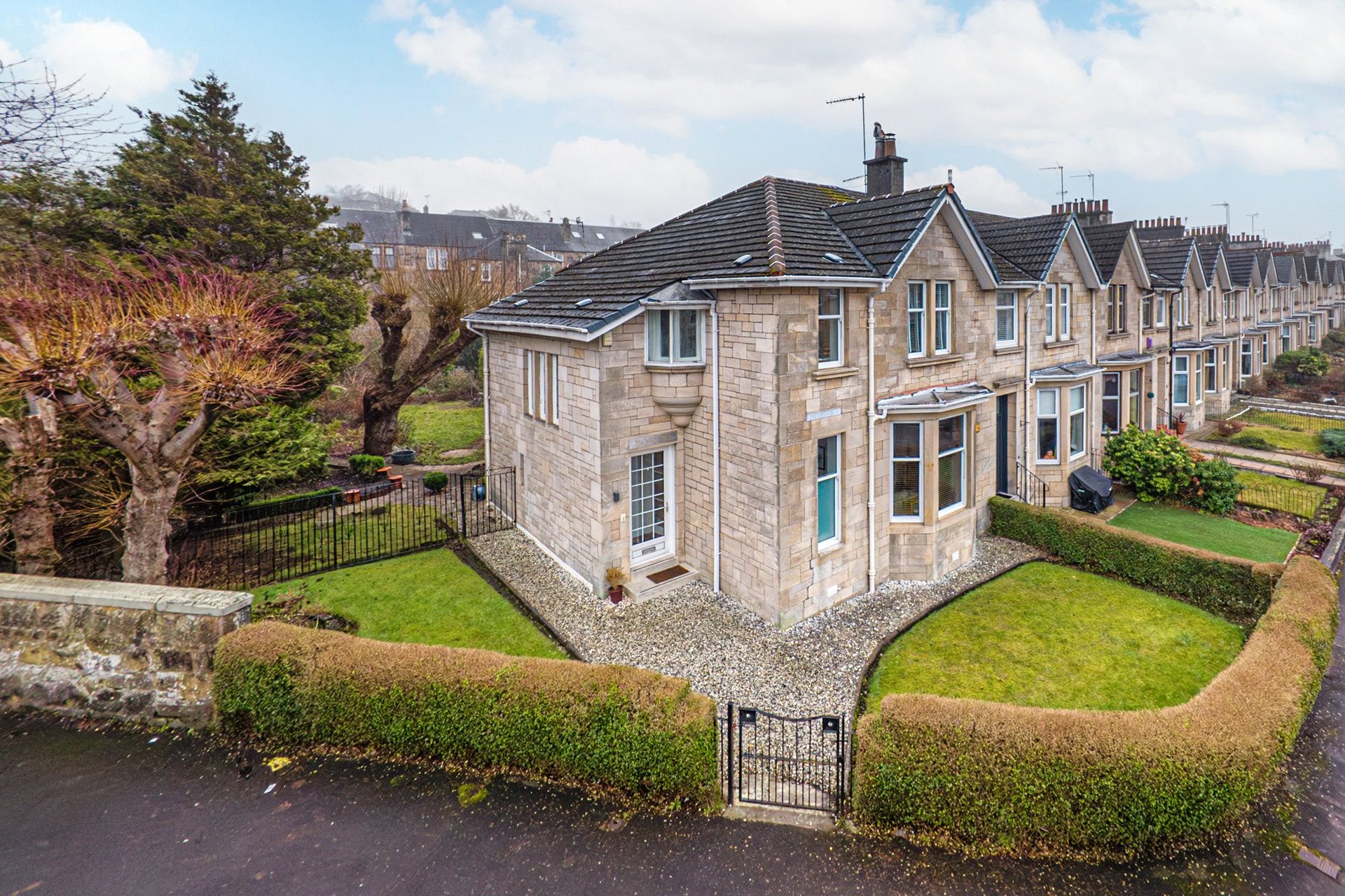 1 Mossgiel Road, Newlands, Glasgow, G43 2DF - Picture #2