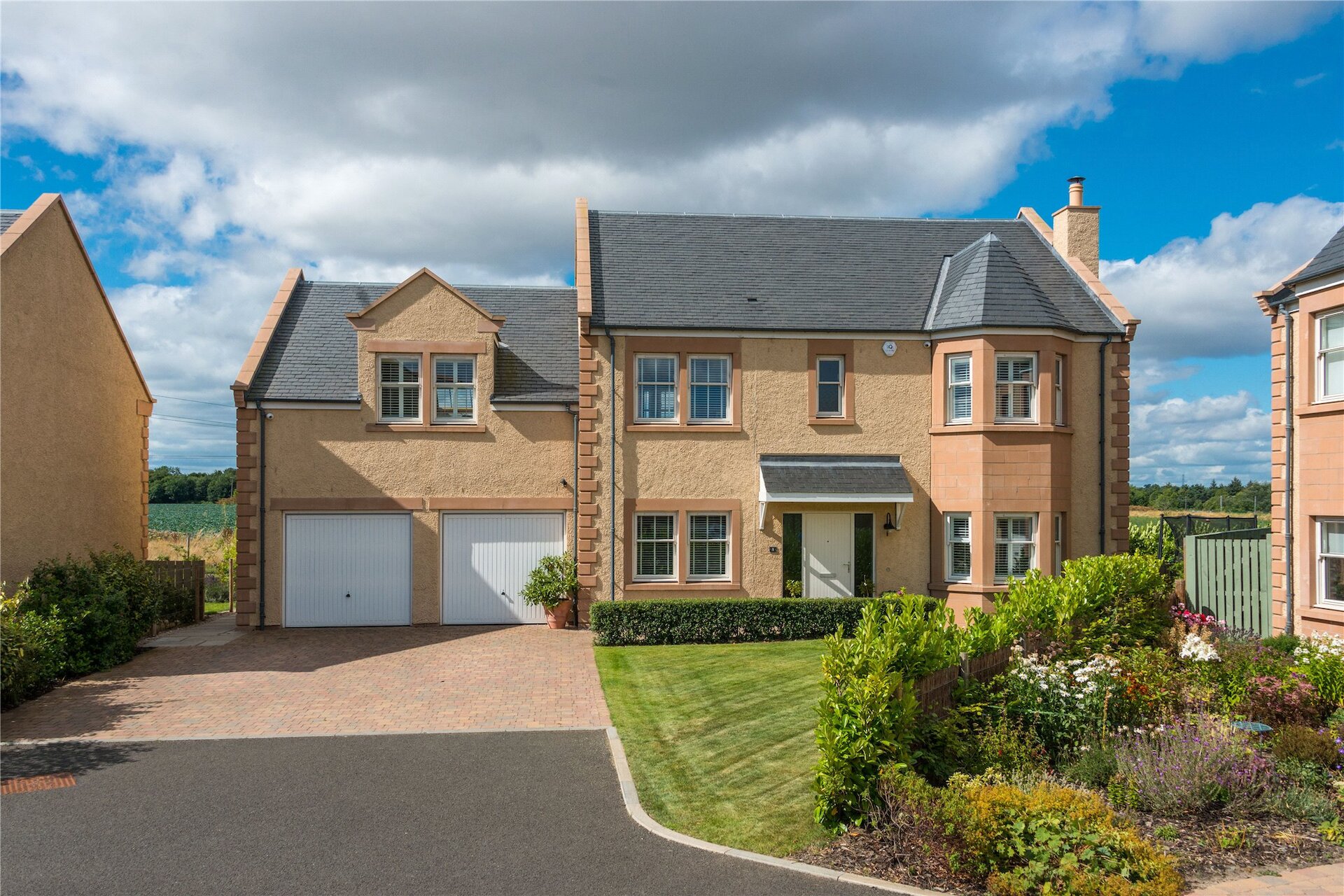 8 Carberry Close, Inveresk, East Lothian, EH21 8PP - Picture #1