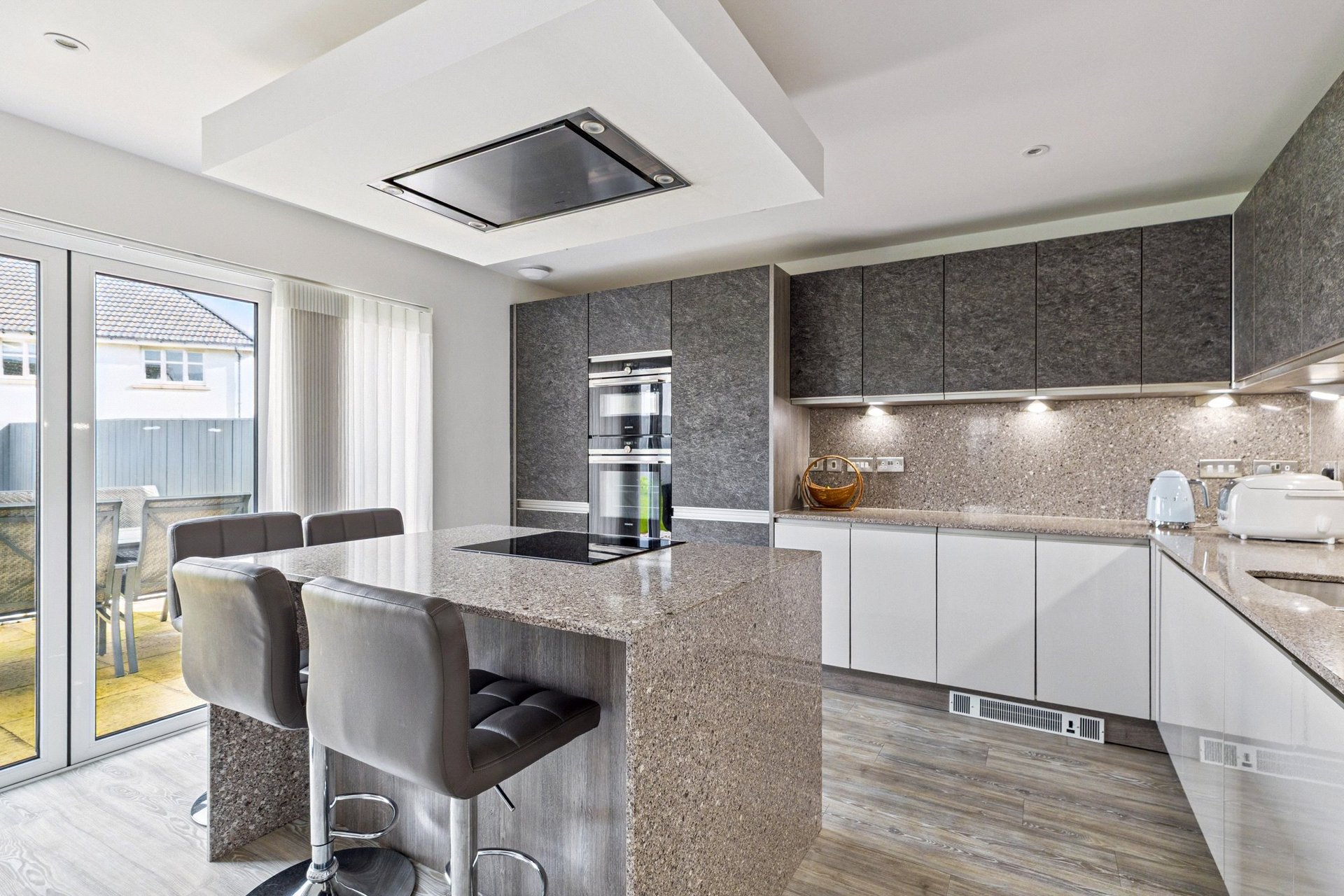 19 Maidenhill Grove, Newton Mearns, Glasgow, G77 5GT - Picture #9