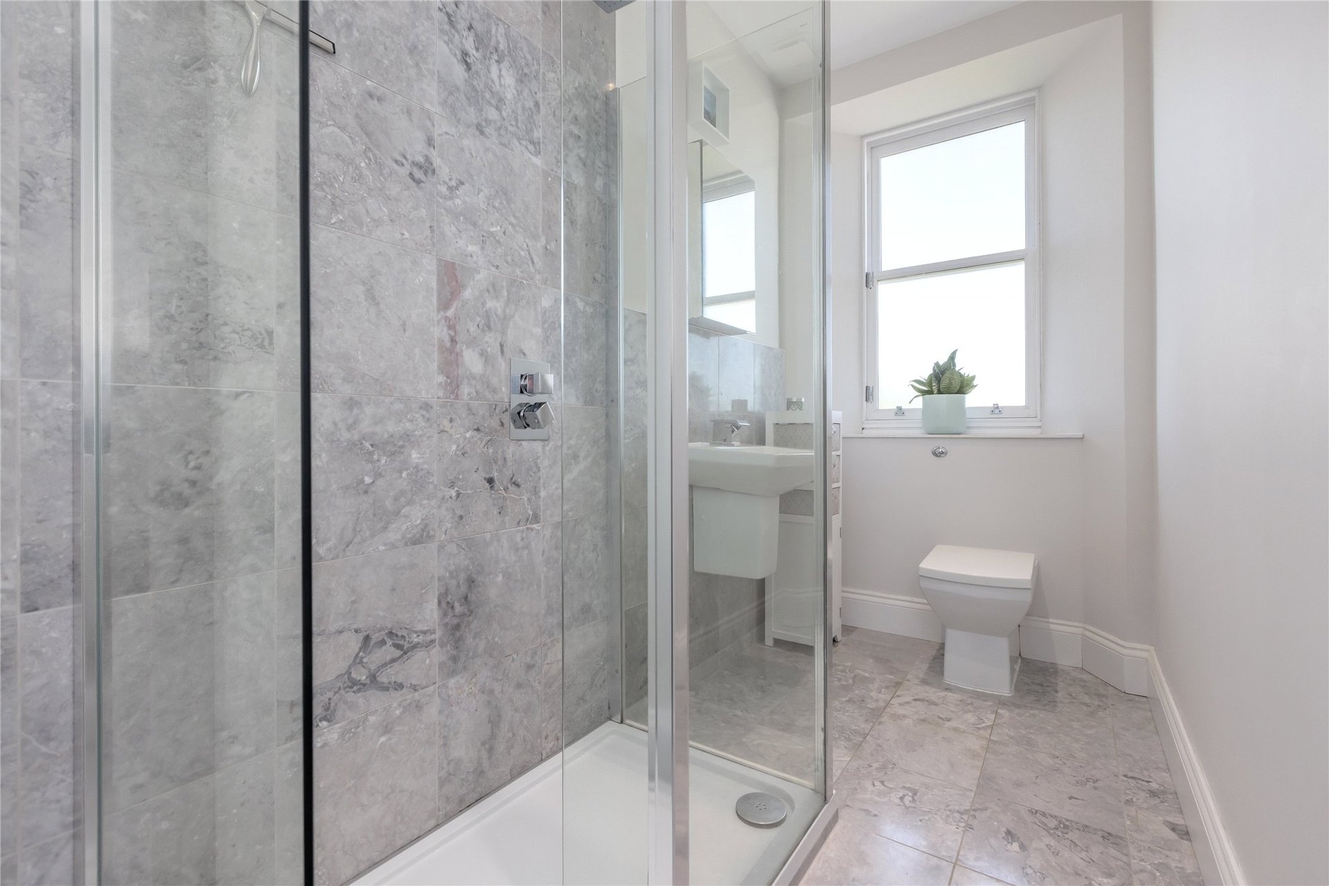 102/6 Raeburn Place, Stockbridge, Edinburgh, EH4 1HH - Picture #9