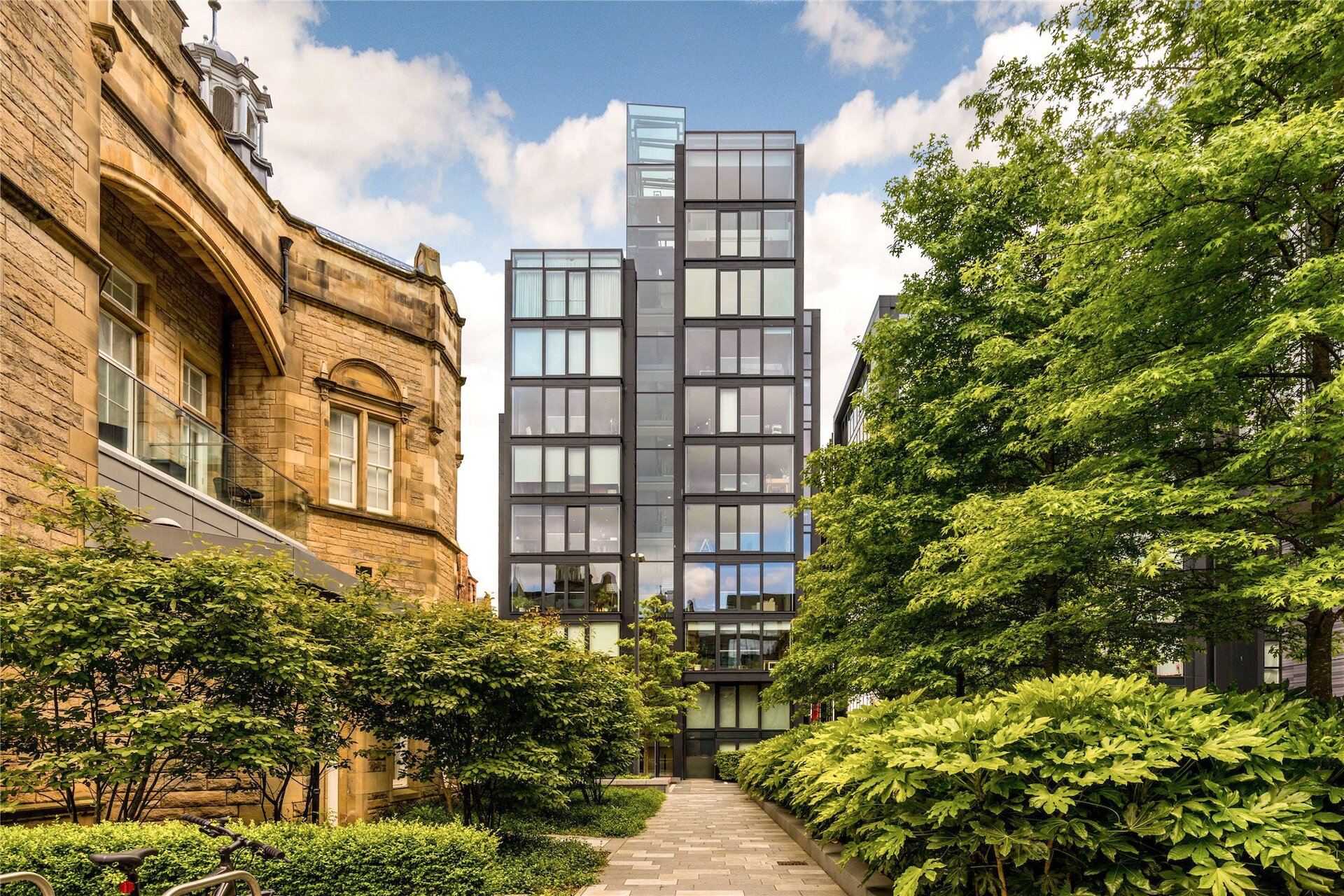 Flat 7, 12 Simpson Loan, Quartermile, Edinburgh, EH3 9GP - Picture #1