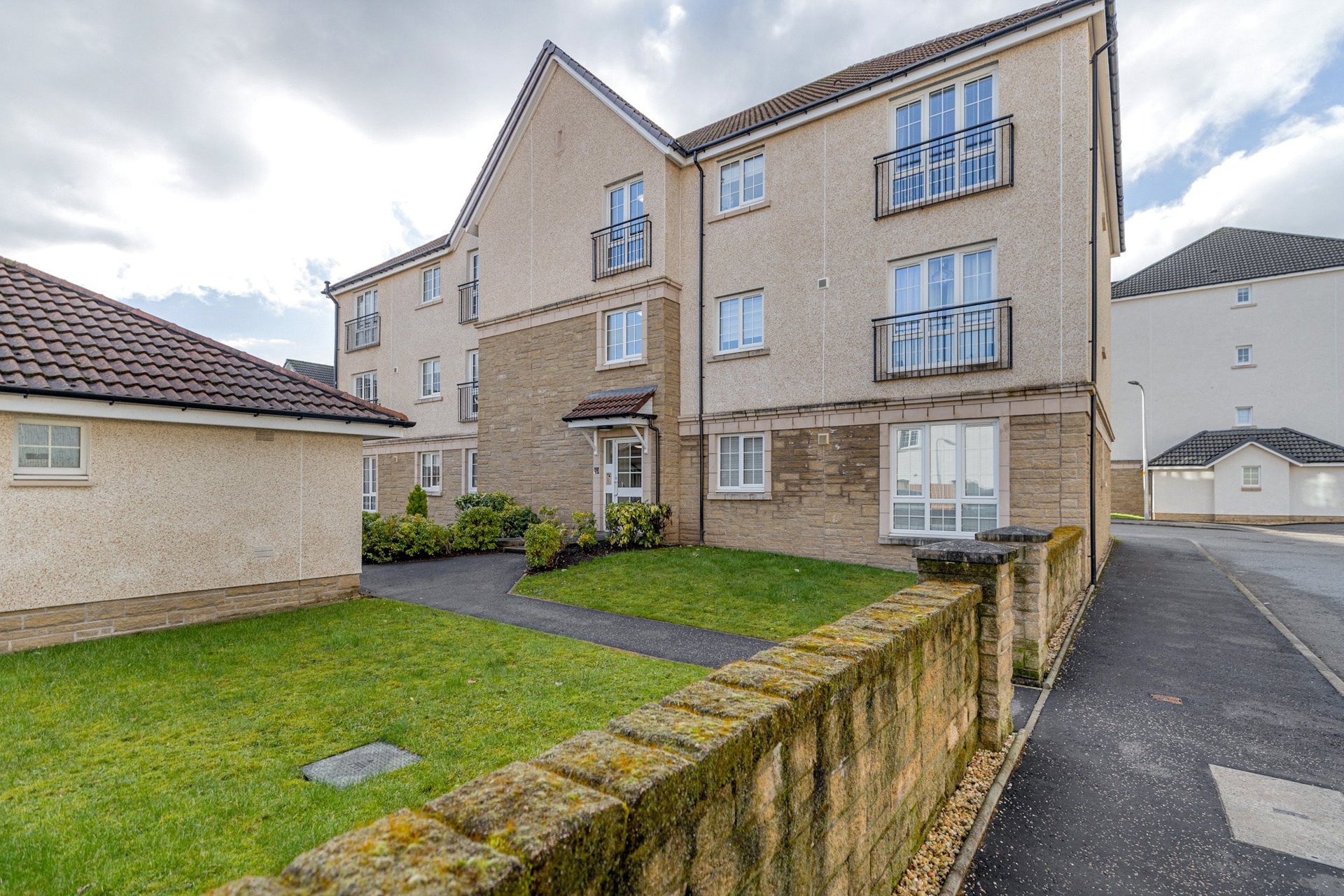 Flat 1/2, 24 Alexander Grove, Bearsden, G61 3ED - Picture #2