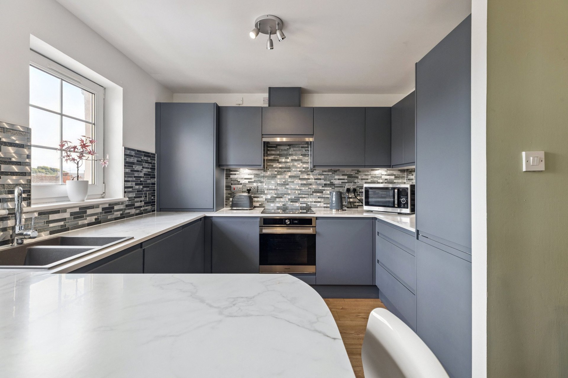 Flat 3/2, 10 Dinmont Road, Shawlands, Glasgow, G41 3UD - Picture #8