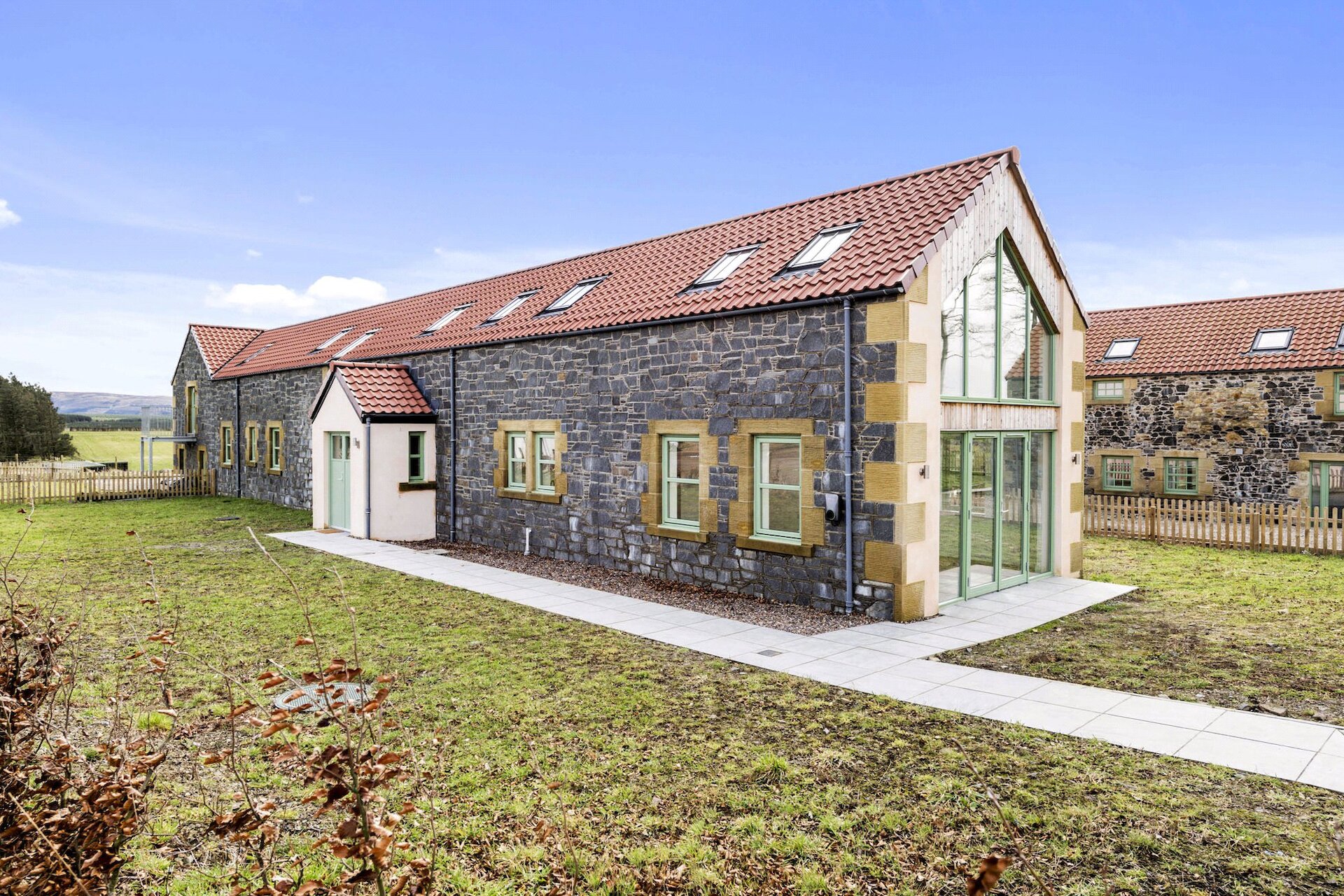 8 Kingswood, Leadburn, Scottish Borders, EH46 7BW - Picture #1