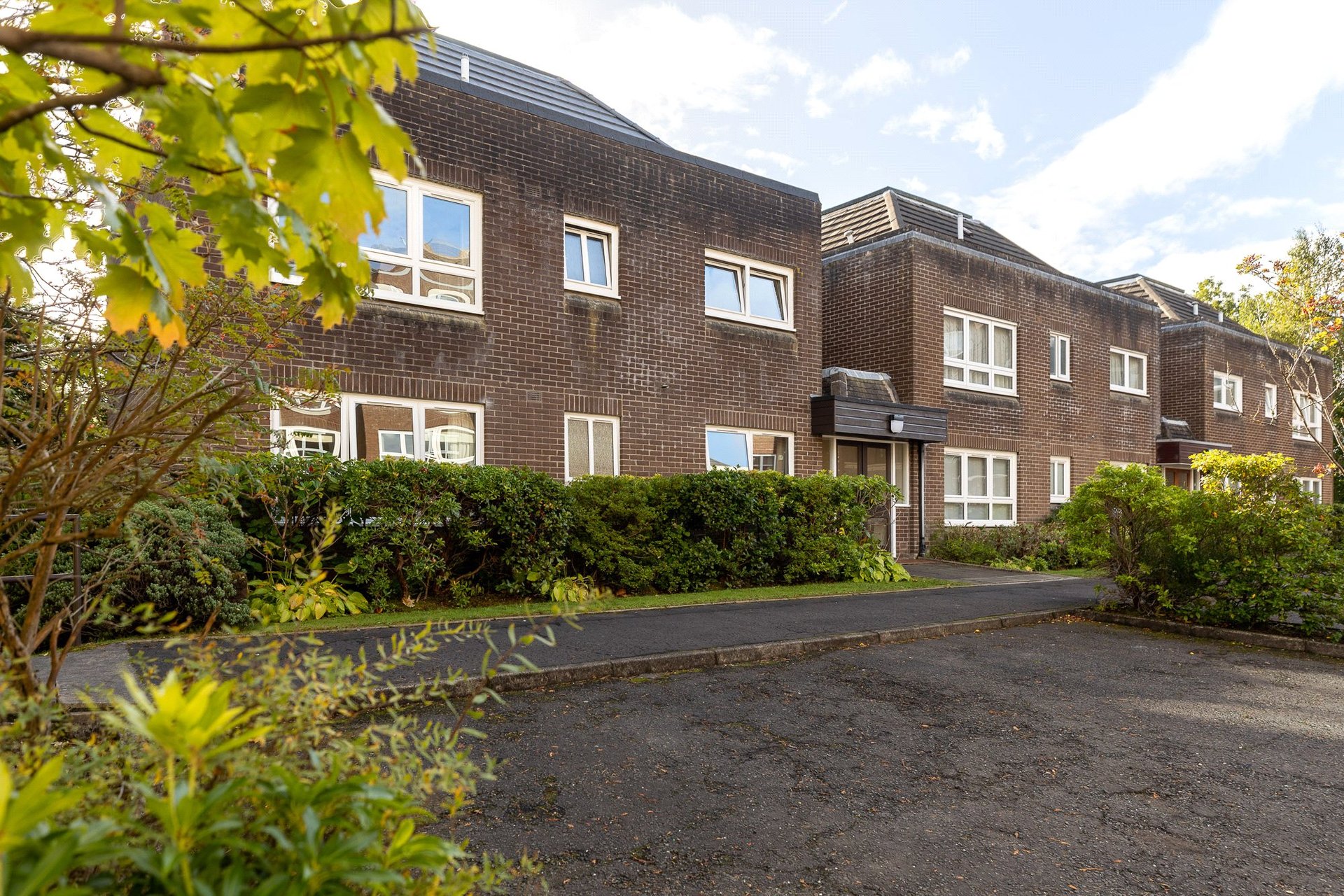 1A Roman Court, Bearsden, G61 2NW - Picture #1
