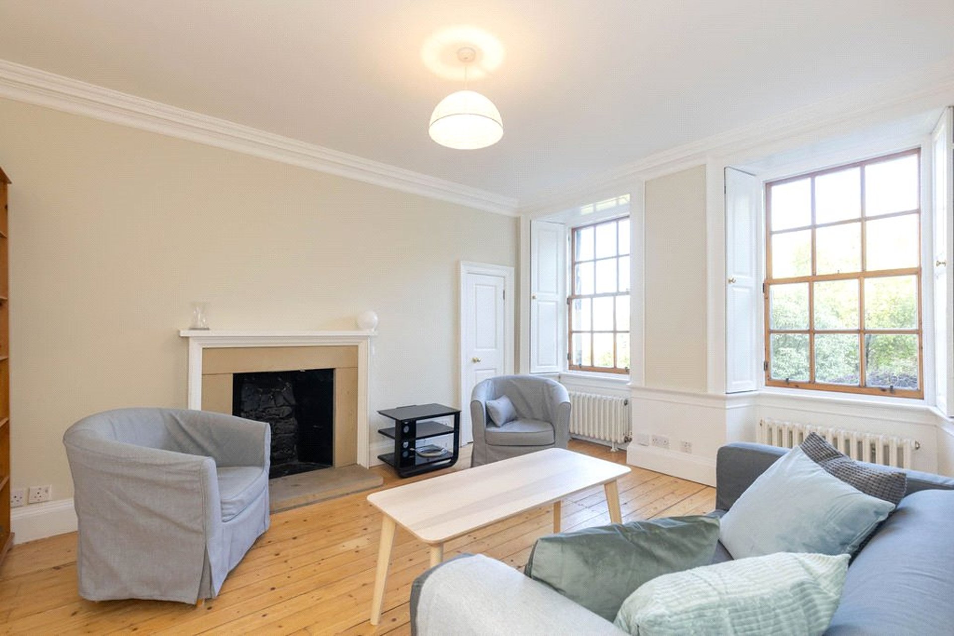 Flat 2, 26 Calton Hill, Calton Hill, Edinburgh, EH1 3BJ - Picture #2