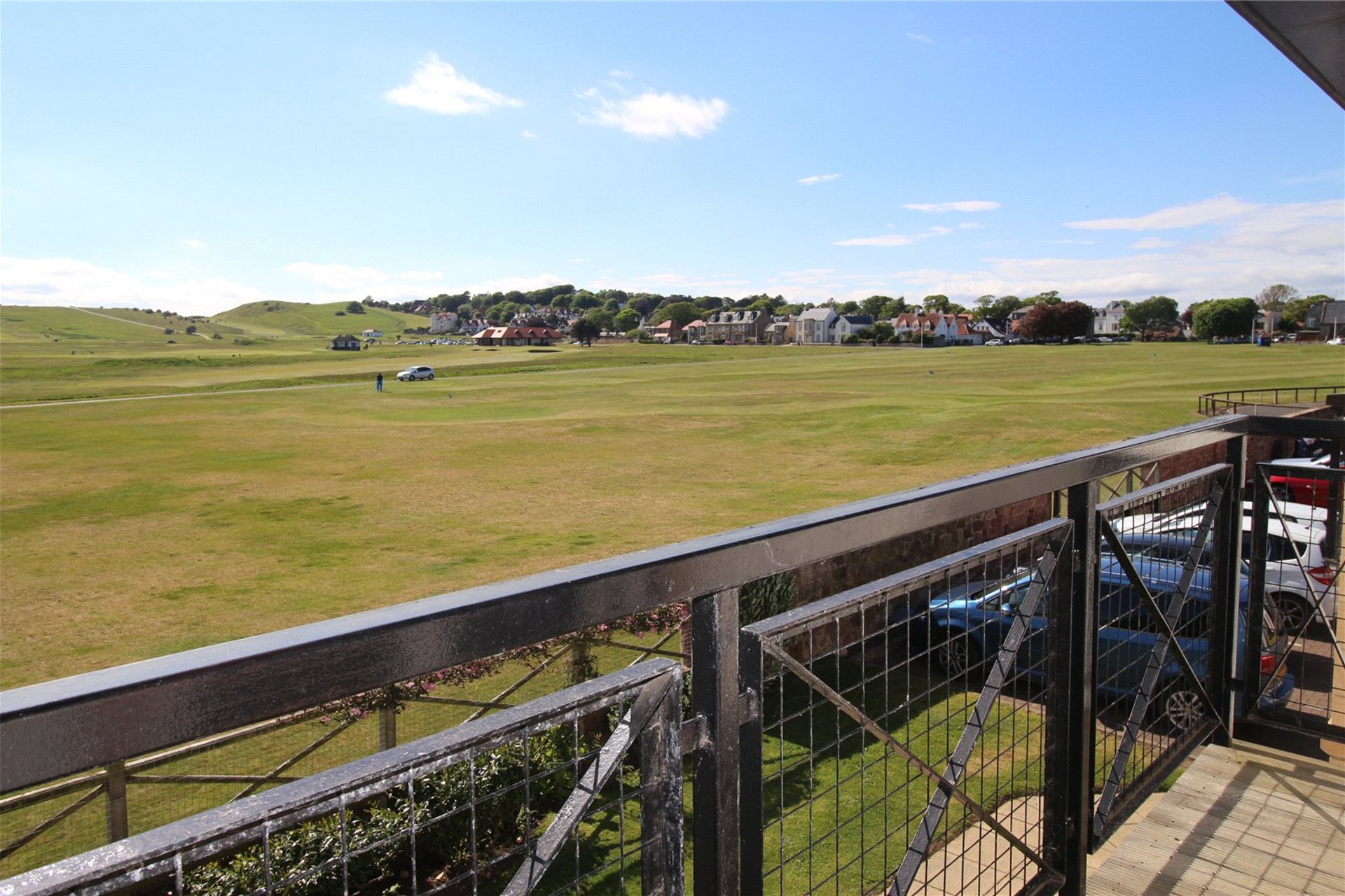 5 Waverley South, East Links, Gullane, East Lothian, EH31 2AF - Picture #2