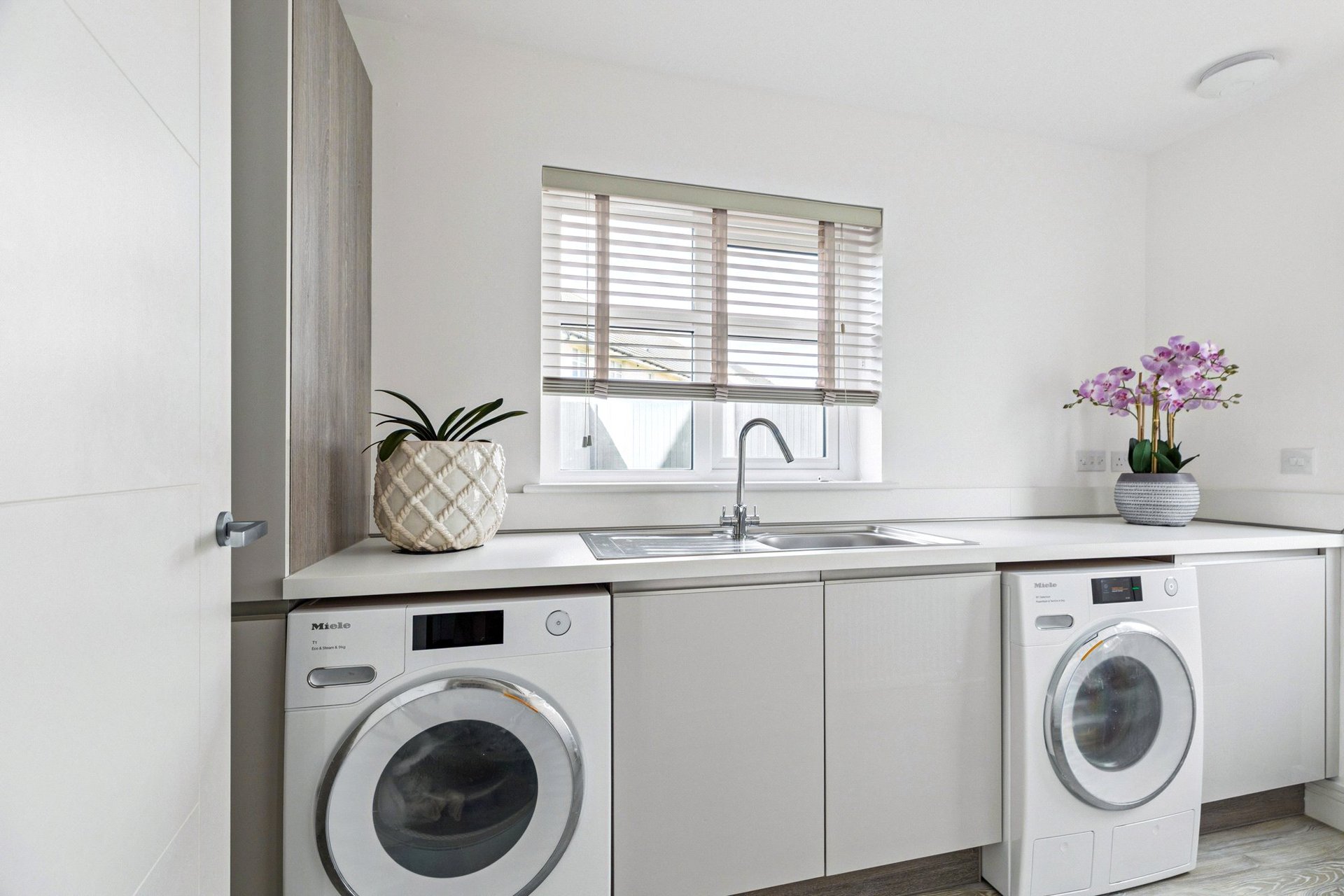 19 Maidenhill Grove, Newton Mearns, Glasgow, G77 5GT - Picture #11