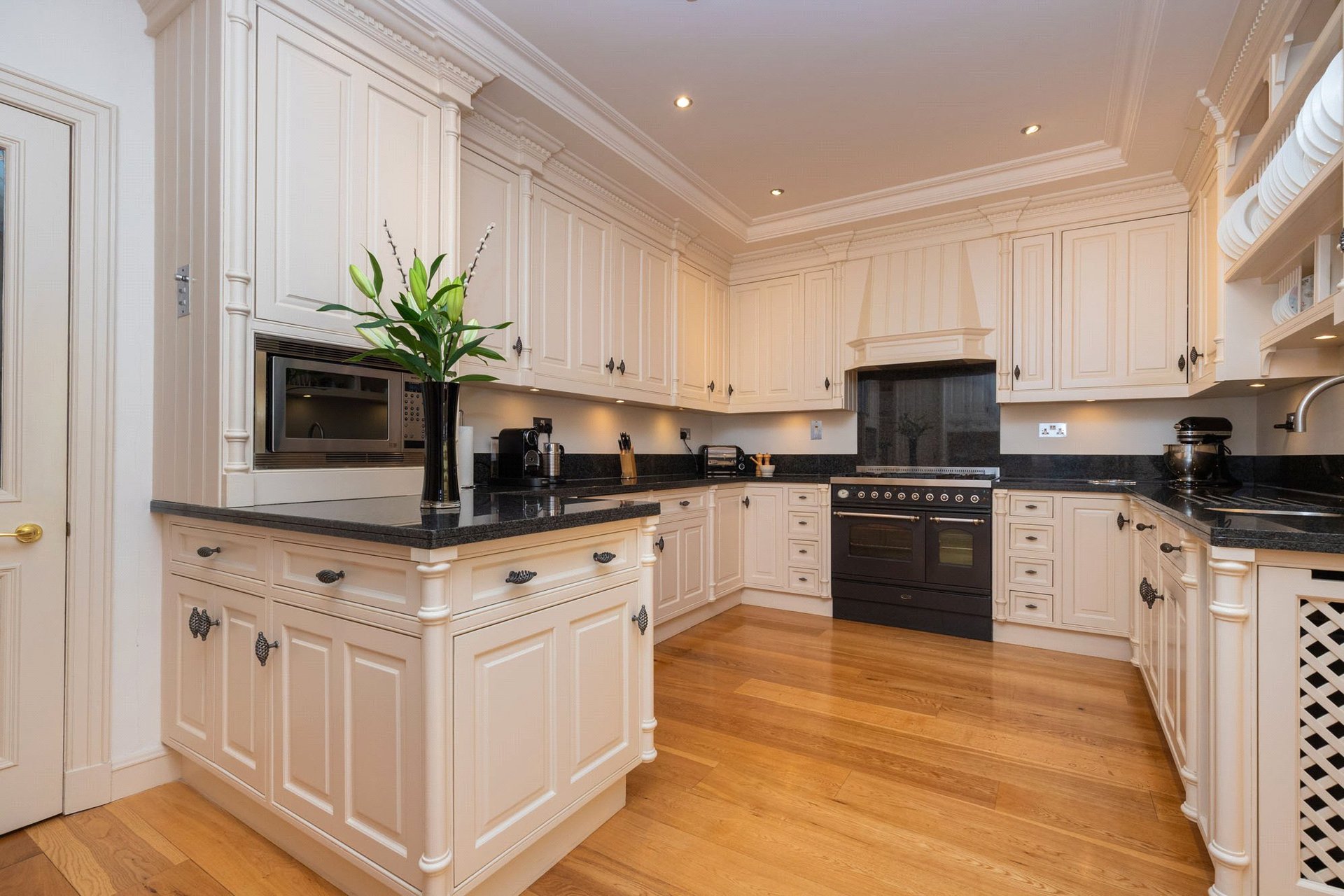 10 Matherton Avenue, Newton Mearns, Glasgow, G77 5EY - Picture #10