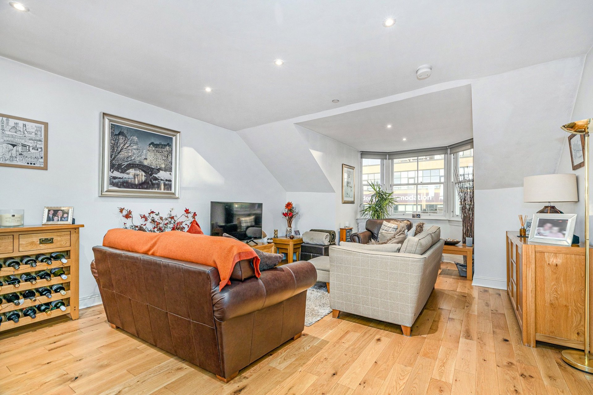 3/1, 15 North Claremont Street, Kelvingrove, Glasgow, G3 7NR - Picture #2