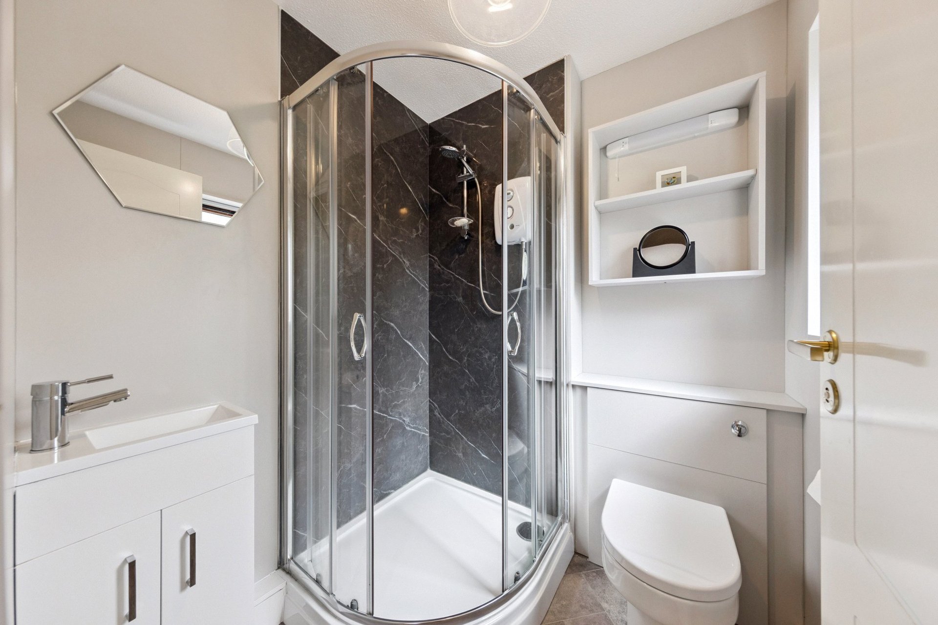 2/1, 5 Knightswood Court, Anniesland, Glasgow, G13 2XN - Picture #15