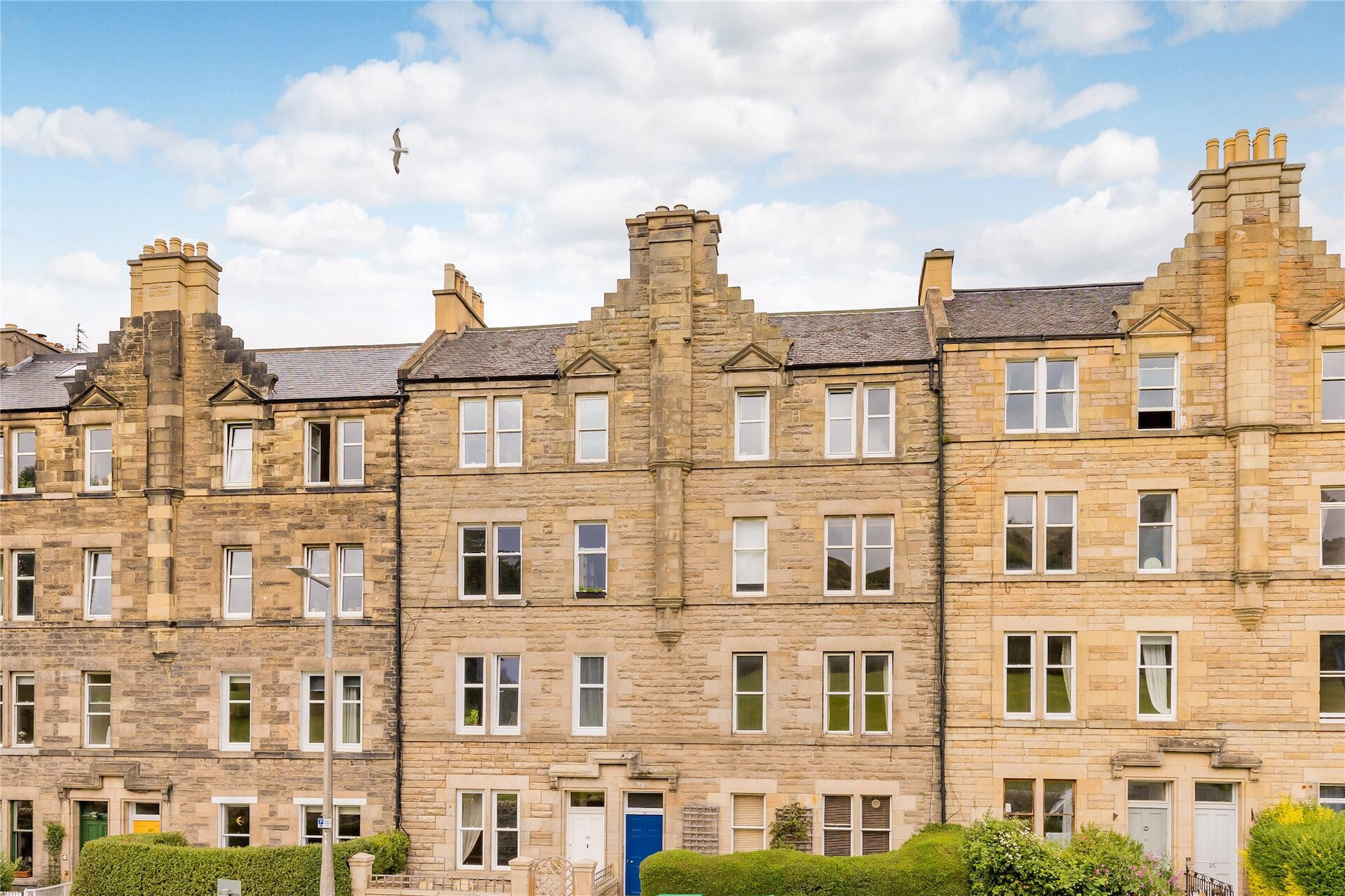 27/2 Royal Park Terrace, Edinburgh, EH8 8JB - Picture #1