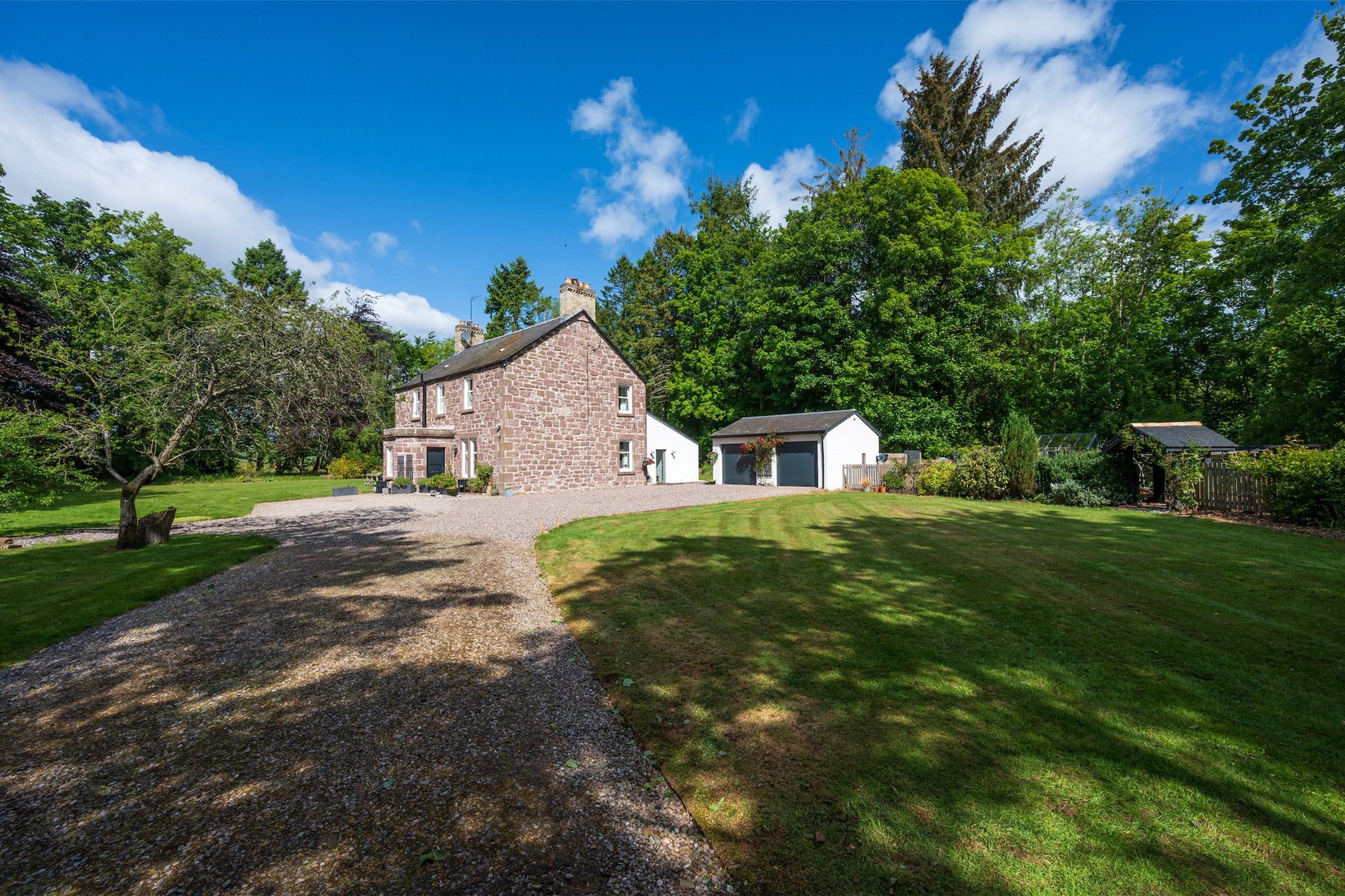 Auchtergaven Manse, Bankfoot, Perth, Perth and Kinross, PH1 4BS - Picture #1