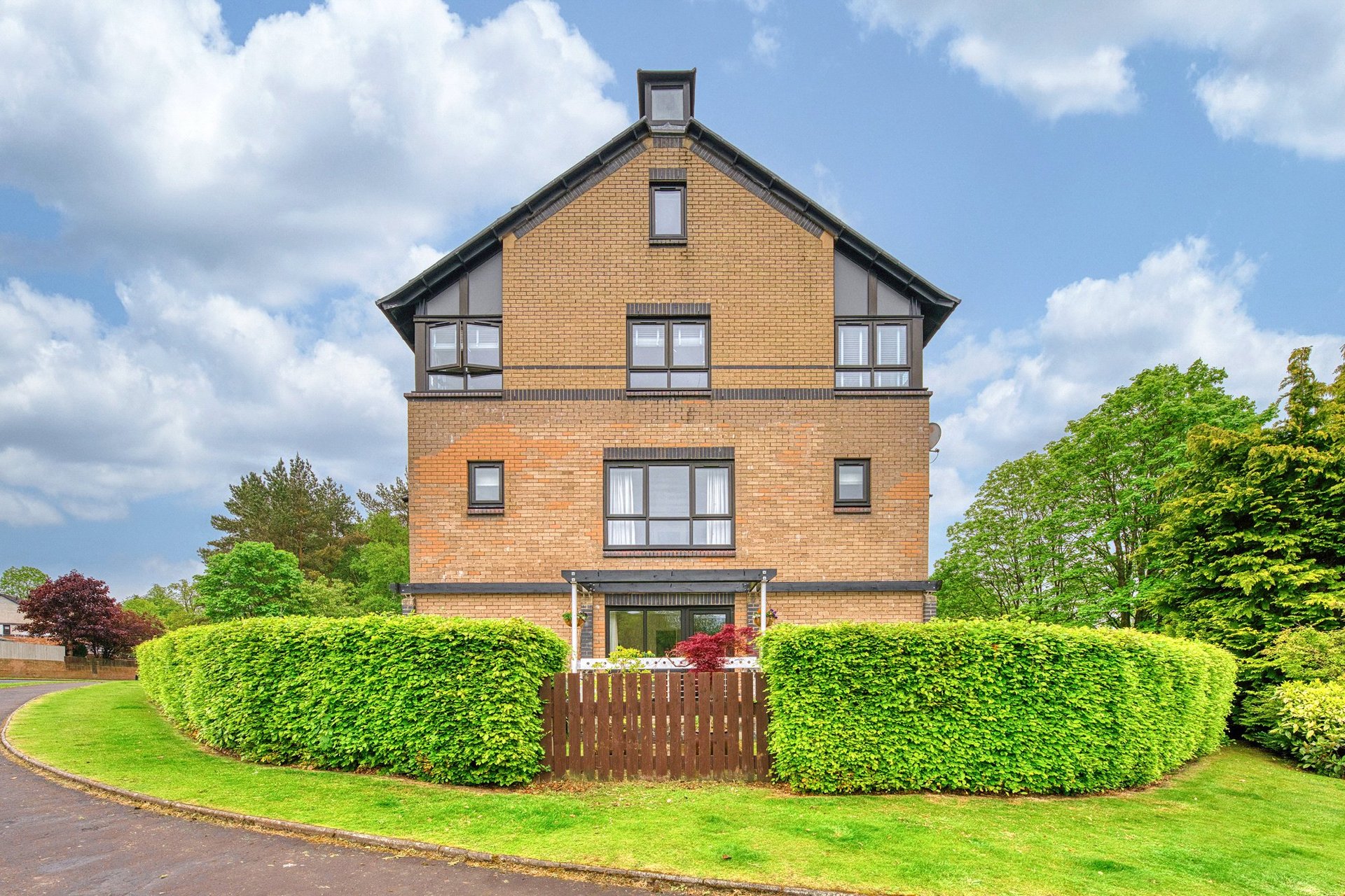 2 Ballagan Place, Milngavie, G62 7RQ - Picture #23