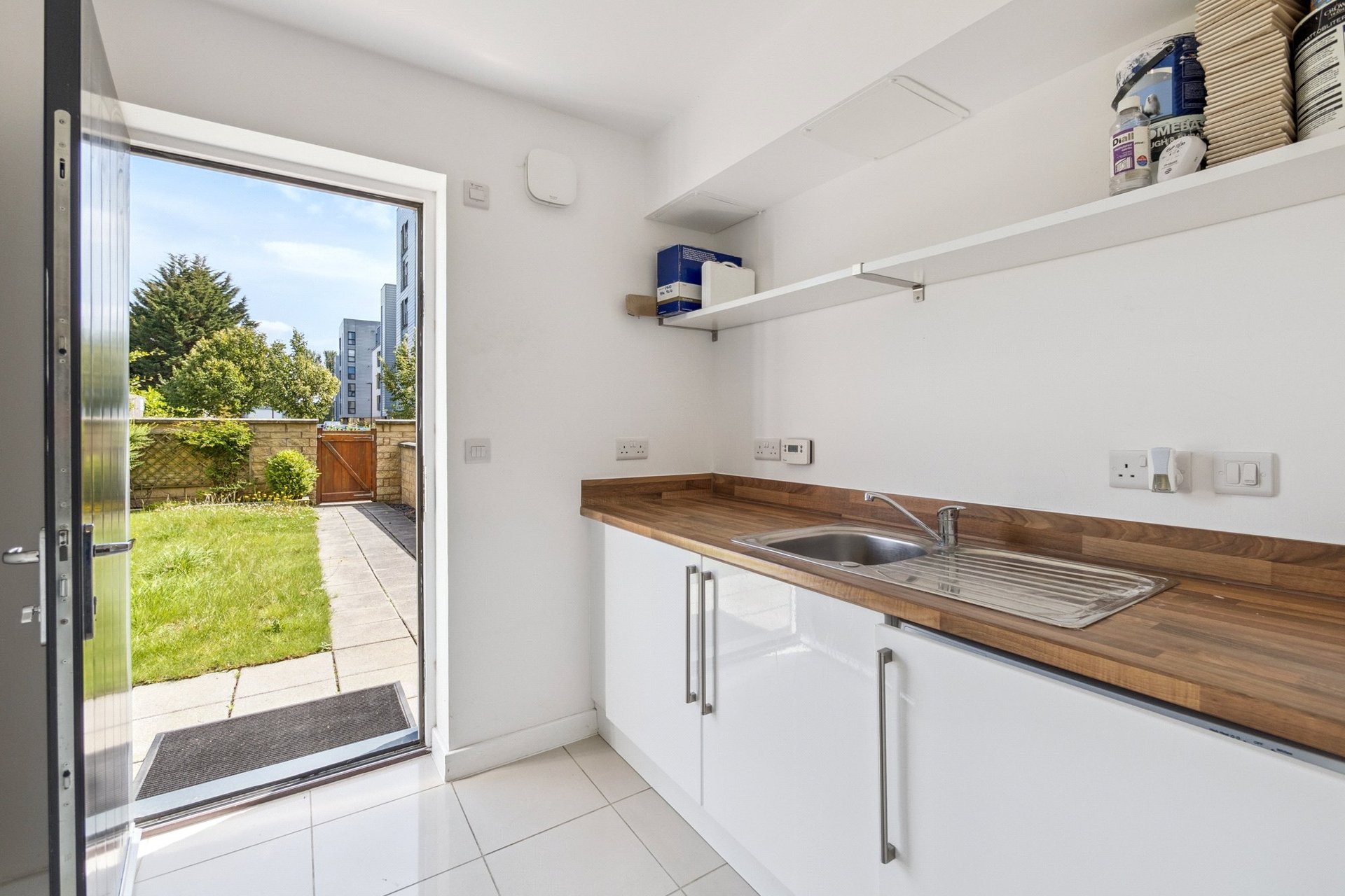 4 Kimmerghame Row, Edinburgh, Midlothian, EH4 2GF - Picture #6