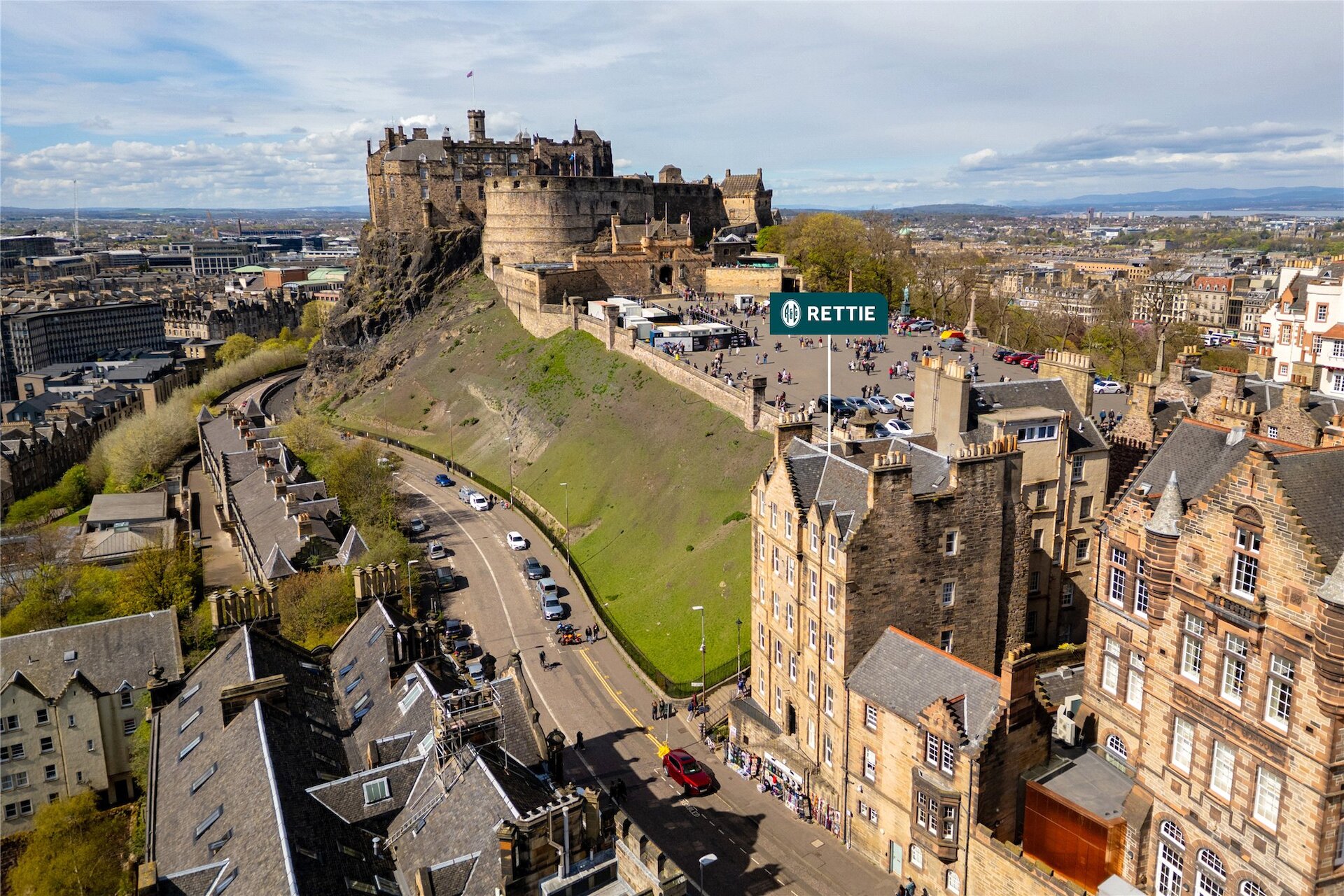 16/9 Johnston Terrace, Edinburgh, Midlothian, EH1 2PR - Picture #1