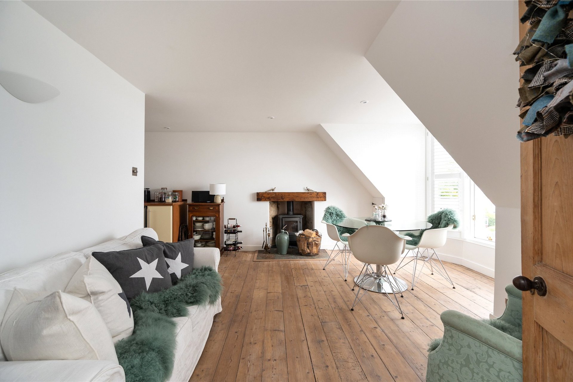 16 Seaside Place, Aberdour, Burntisland, Fife, KY3 0TX - Picture #6