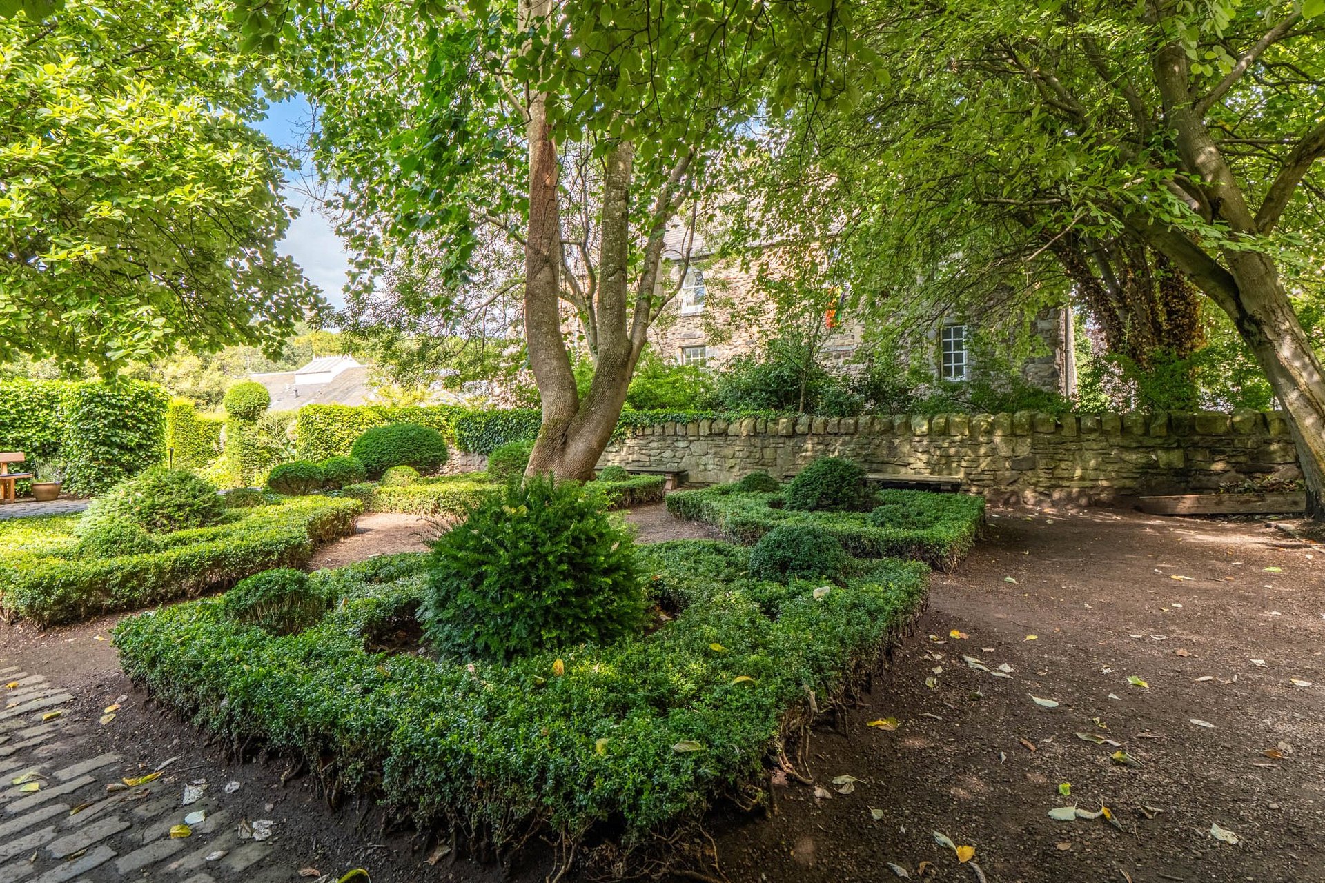 123/2 Canongate, Edinburgh, EH8 8BP - Picture #12