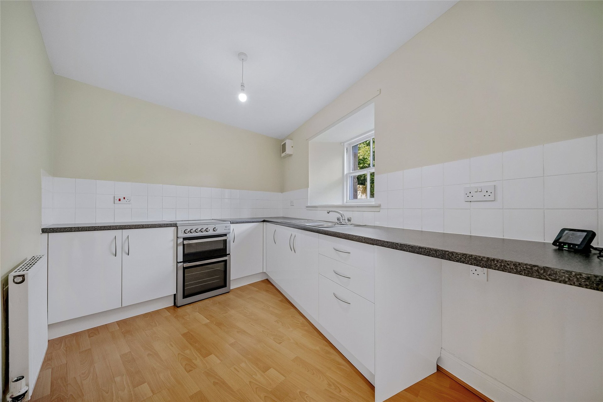 4 Hill Road, Pathhead, Midlothian, EH37 5RD - Picture #3