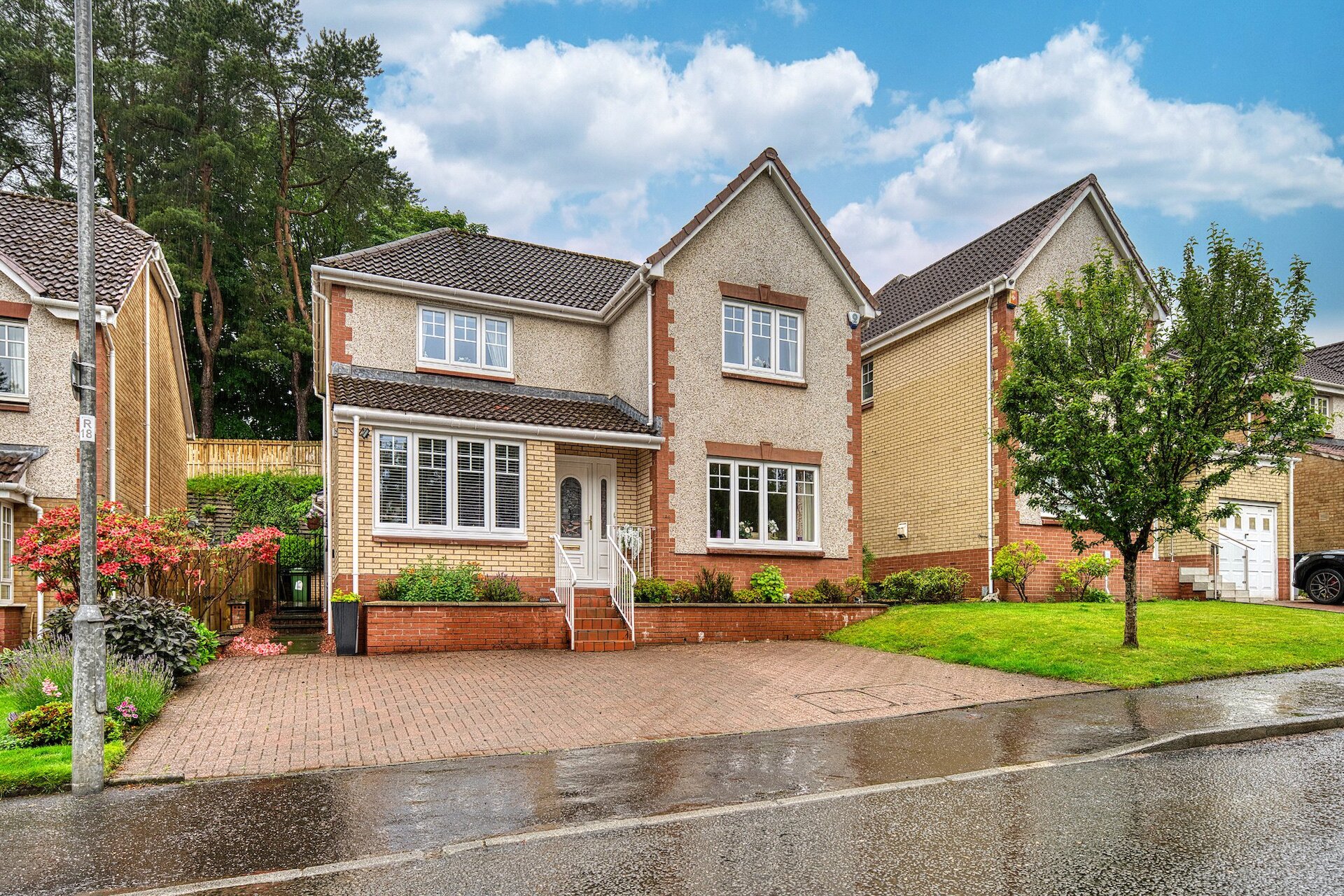 84 Fernlea, Bearsden, G61 1NB - Picture #1