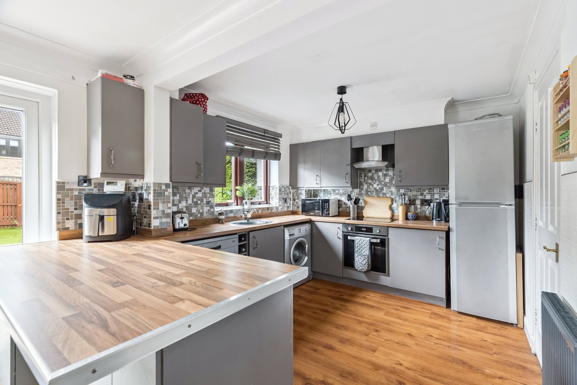 10 Crathie Place, Newton Mearns, Glasgow, East Renfrewshire, G77 5UG - Picture #10