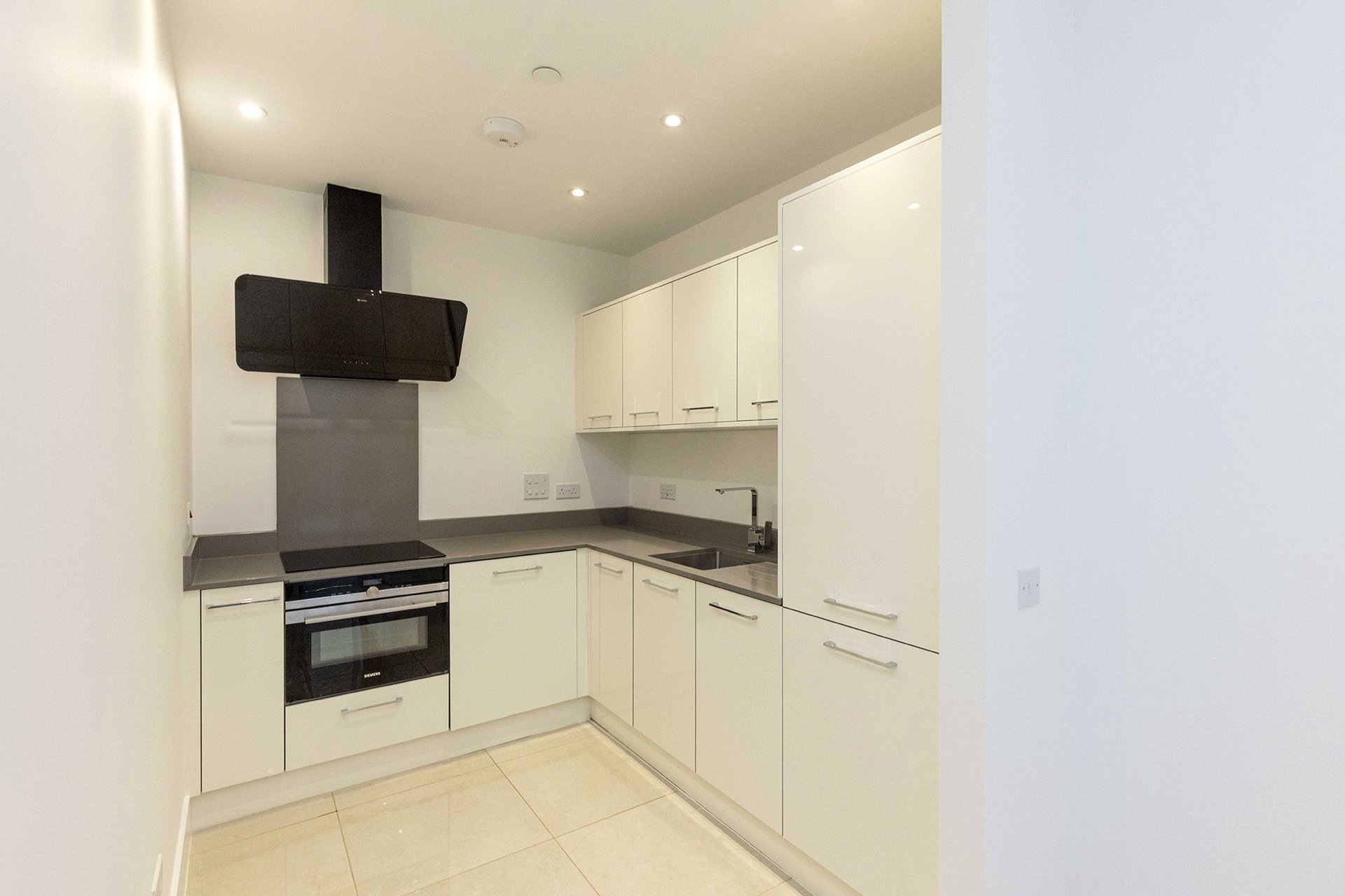 Flat 5, 5A St Vincent Place, Edinburgh, EH3 5BQ - Picture #6