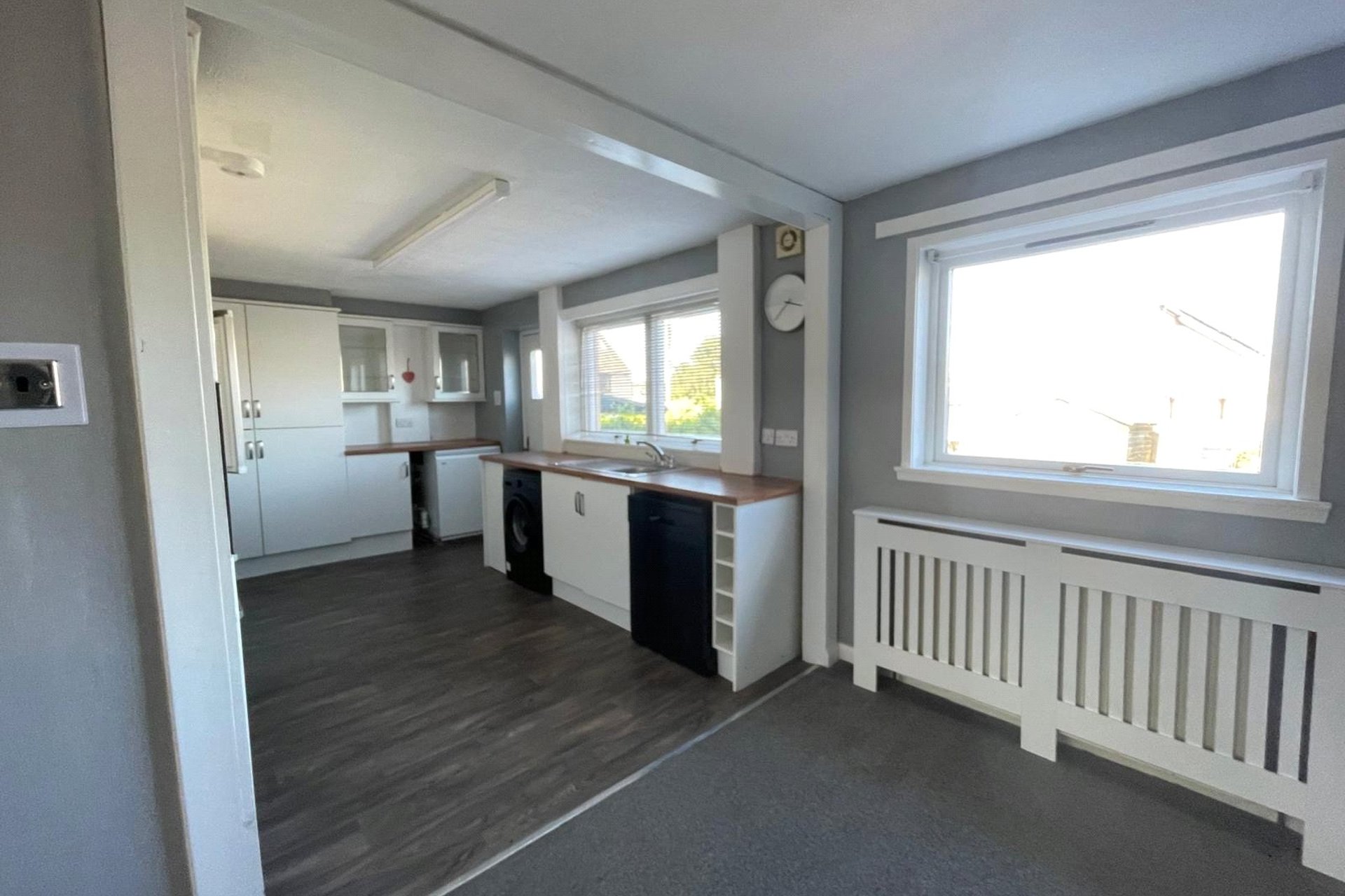 8 Douglas Court, Denholm, Hawick, Scottish Borders, TD9 8NT - Picture #5